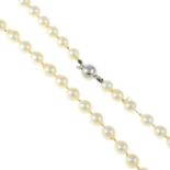 A cultured pearl single-strand necklace, with spherical clasp.Clasp stamped 375.