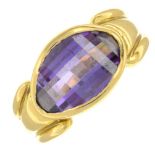 A purple paste dress ring.Ring size L1/2.