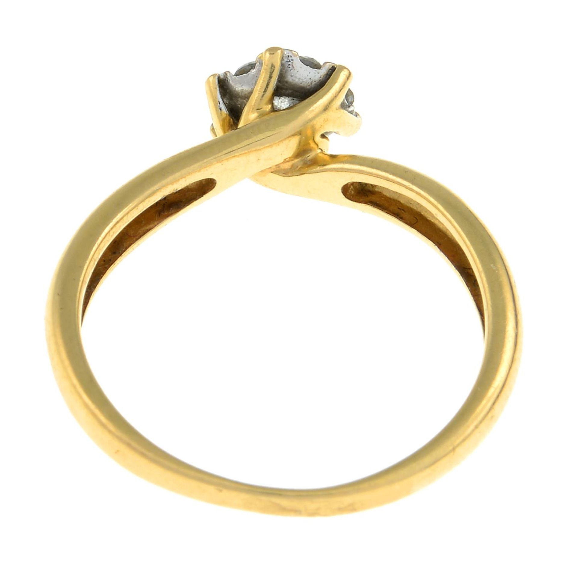 An 18ct gold diamond cluster ring.Estimated total diamond weight 0.15ct. - Bild 3 aus 3