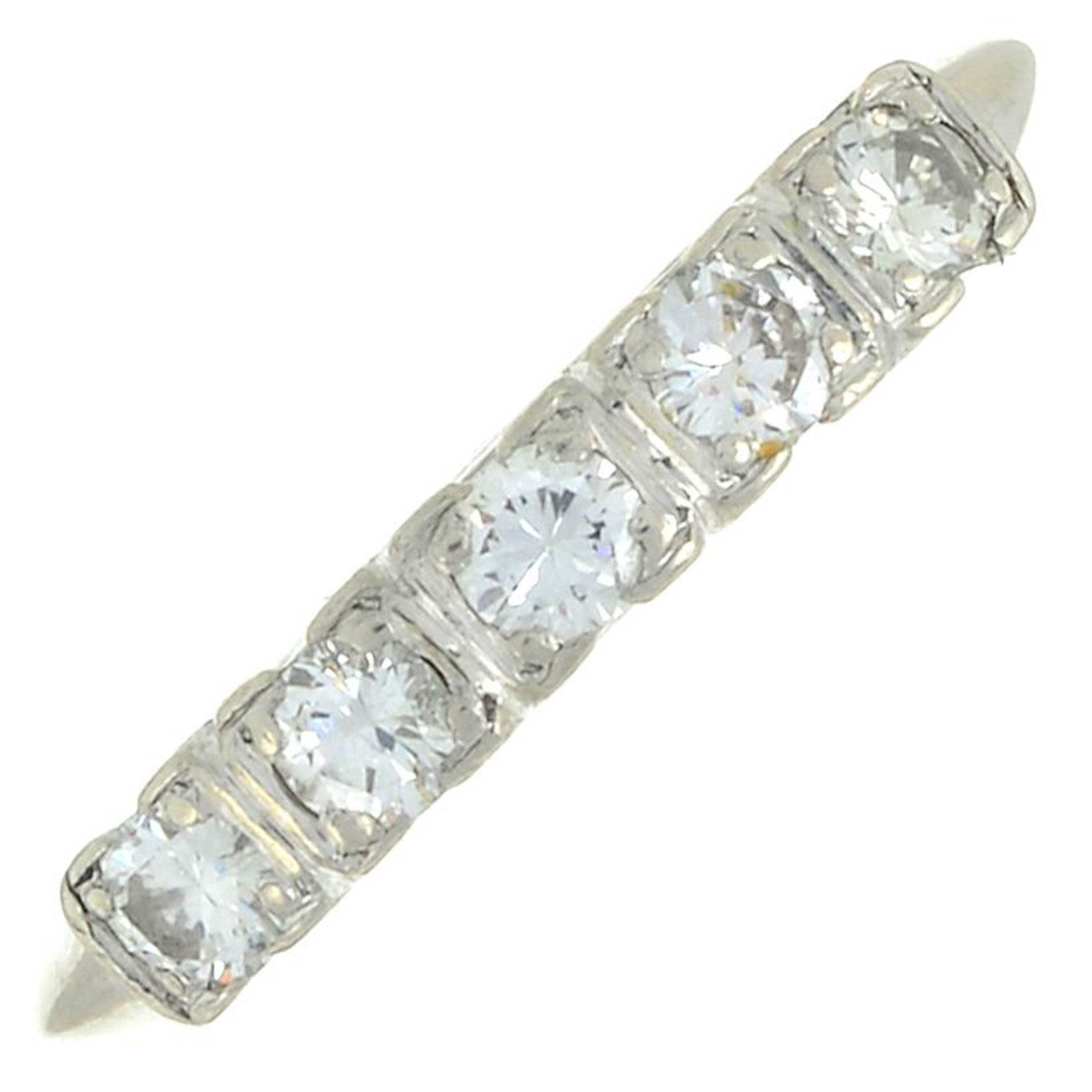 A brilliant-cut diamond five-stone ring.Estimated total diamond weight 0.40ct,