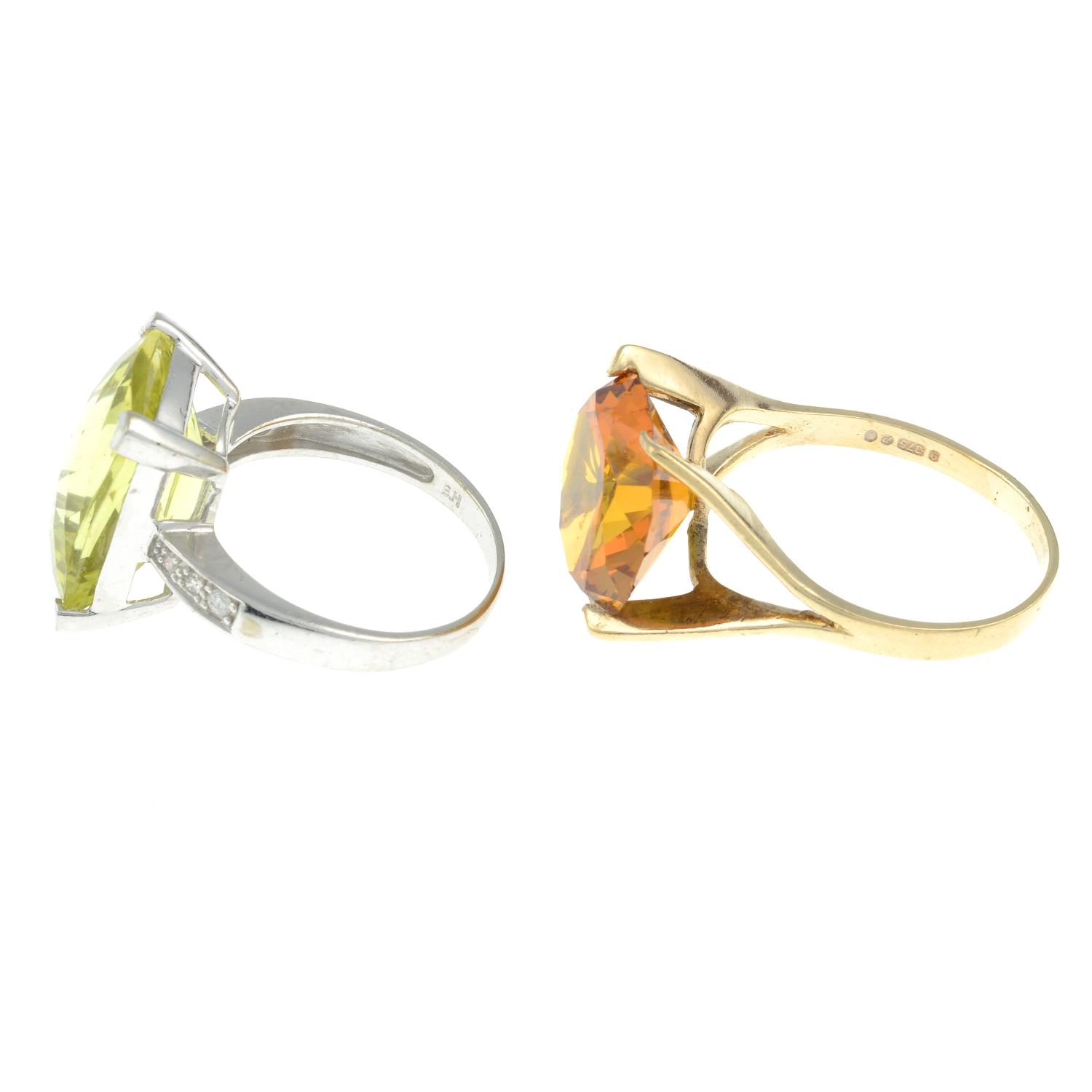 9ct gold citrine single-stone ring, hallmarks for 9ct gold, ring size T, 3gms. - Image 2 of 3