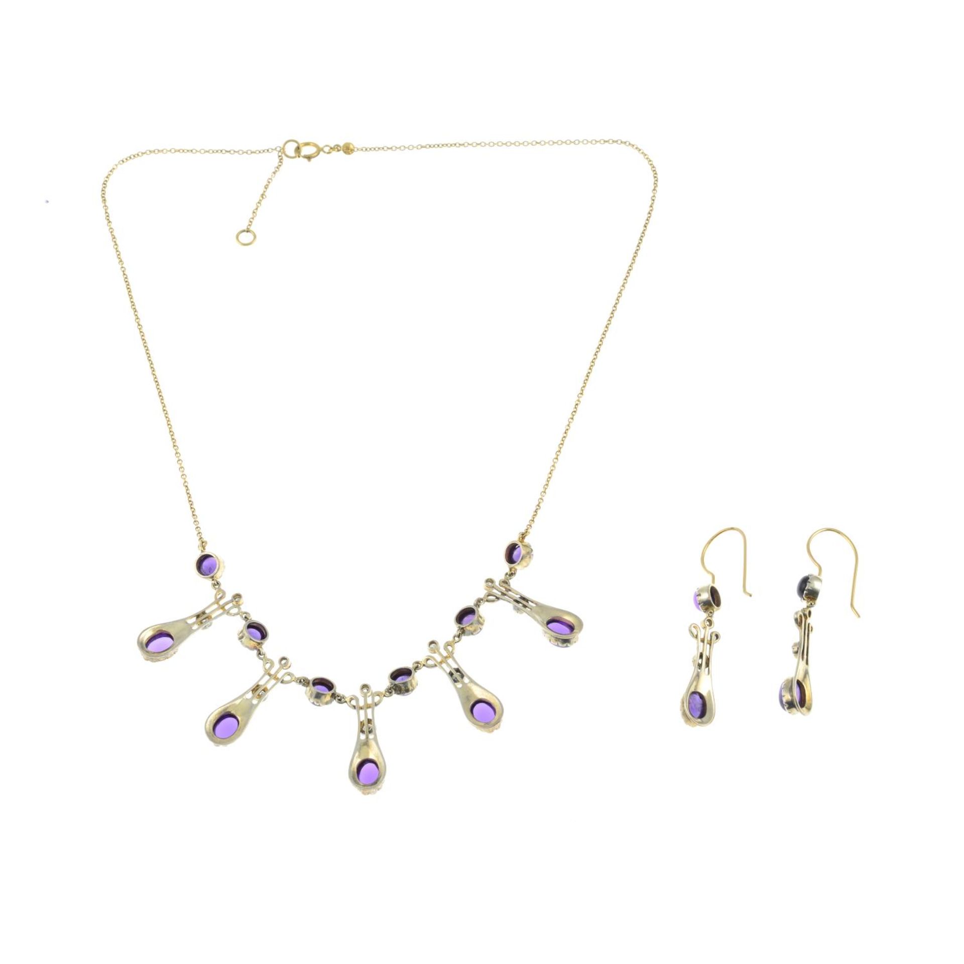 An amethyst cabochon and diamond fringe necklace, - Bild 2 aus 2