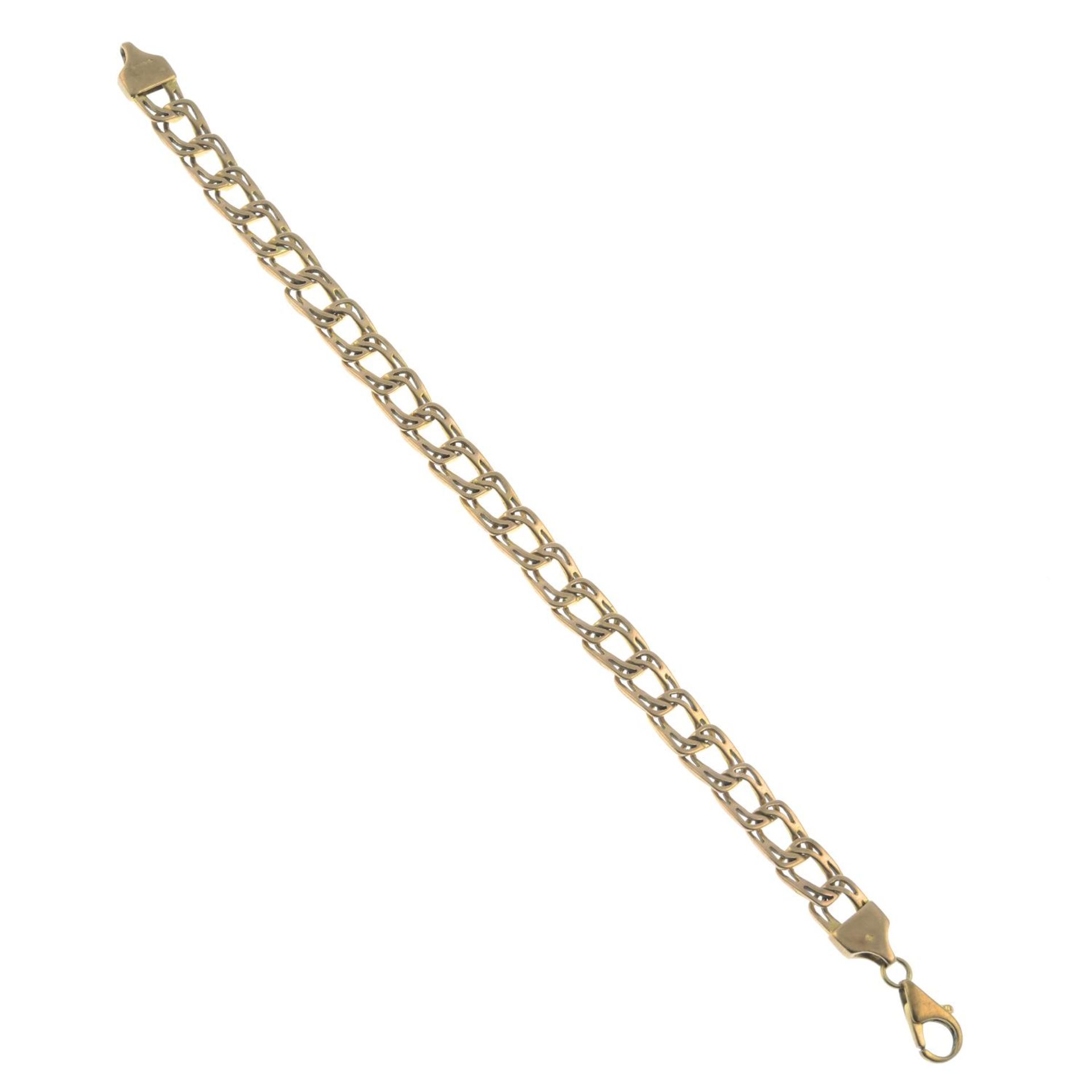 A 9ct gold fancy curb-link bracelet. - Bild 2 aus 2