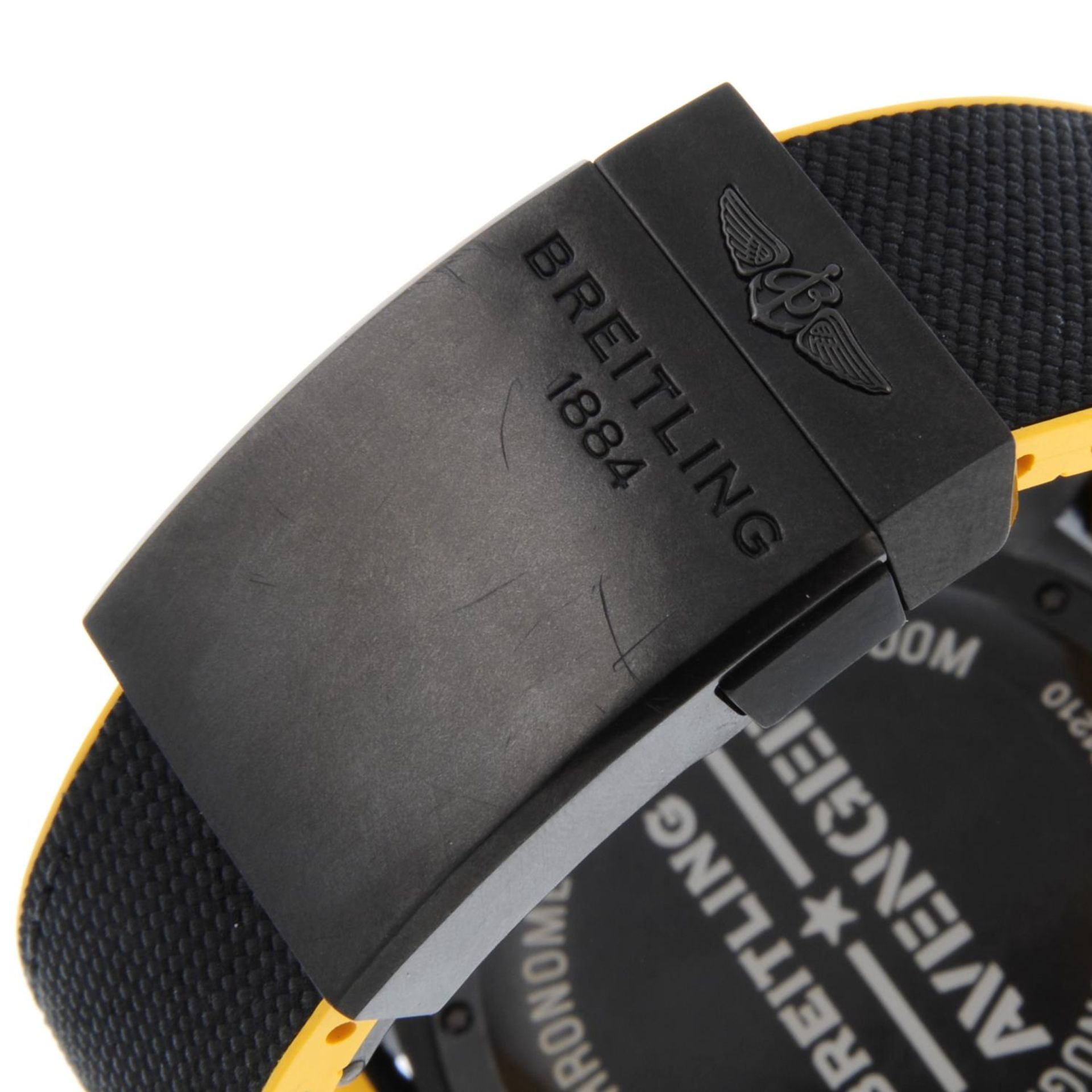 BREITLING - a gentleman's Breitlight Avenger Hurricane chronograph wrist watch. - Bild 2 aus 6