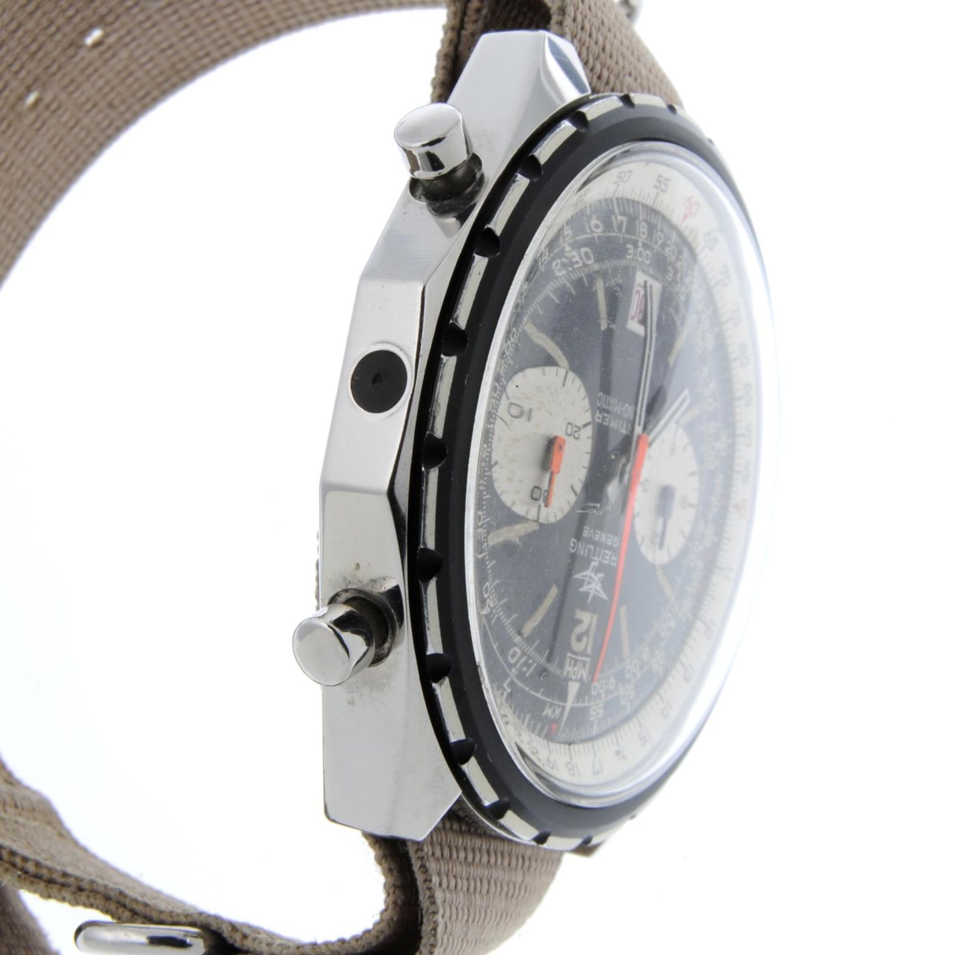 BREITLING - a gentleman's Navitimer Chrono-Matic chronograph wrist watch. - Image 4 of 5