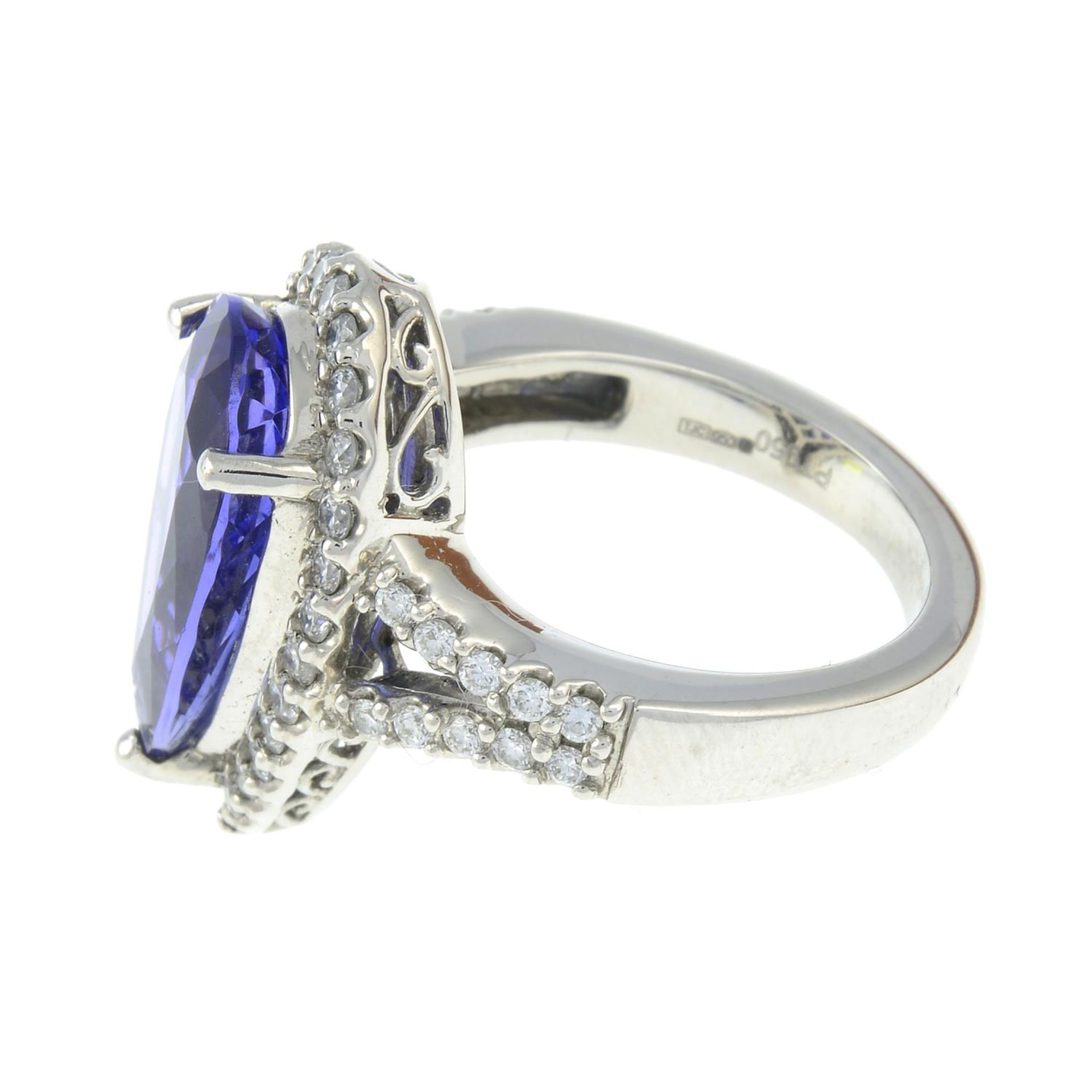 A platinum tanzanite and brilliant-cut diamond cluster ring.Tanzanite calculated weight 6.13cts, - Image 2 of 3