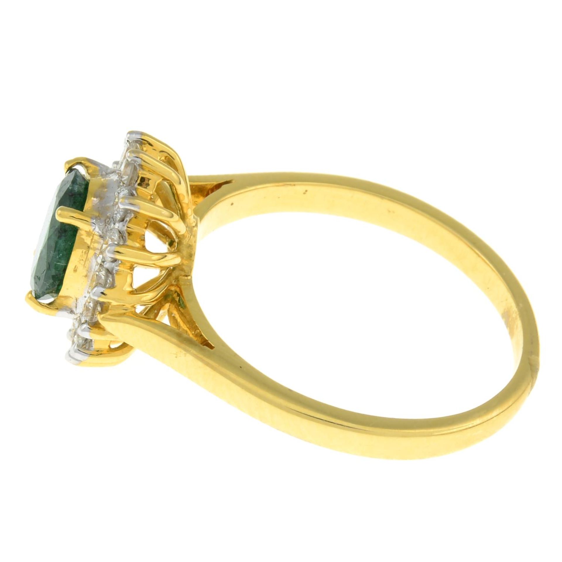 An emerald and brilliant-cut diamond cluster ring.Emerald weight 1.04cts.Total diamond weight - Image 2 of 3