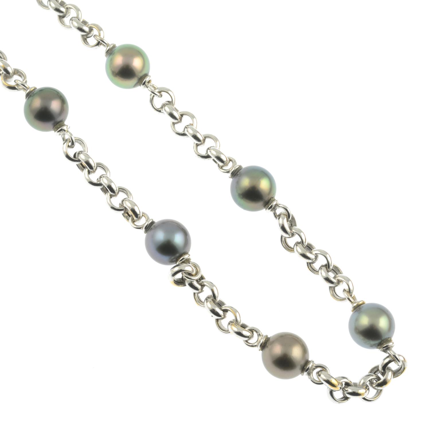 A cultured pearl choker necklace.Approximate dimensions of one cultured pearl 10 by 9.2mms.