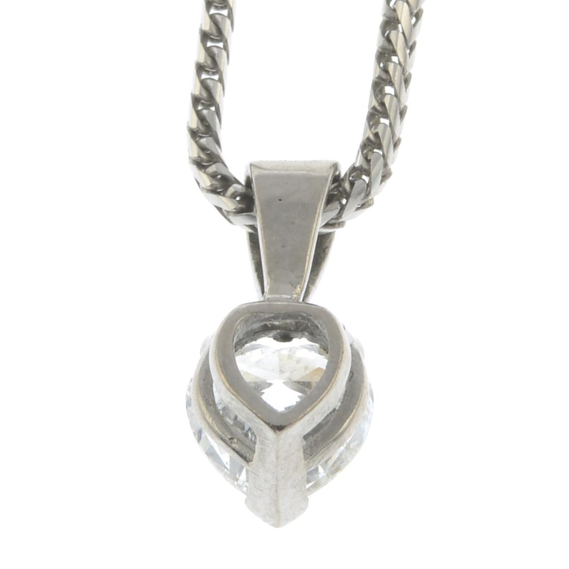 A heart-shape diamond pendant, - Image 2 of 3