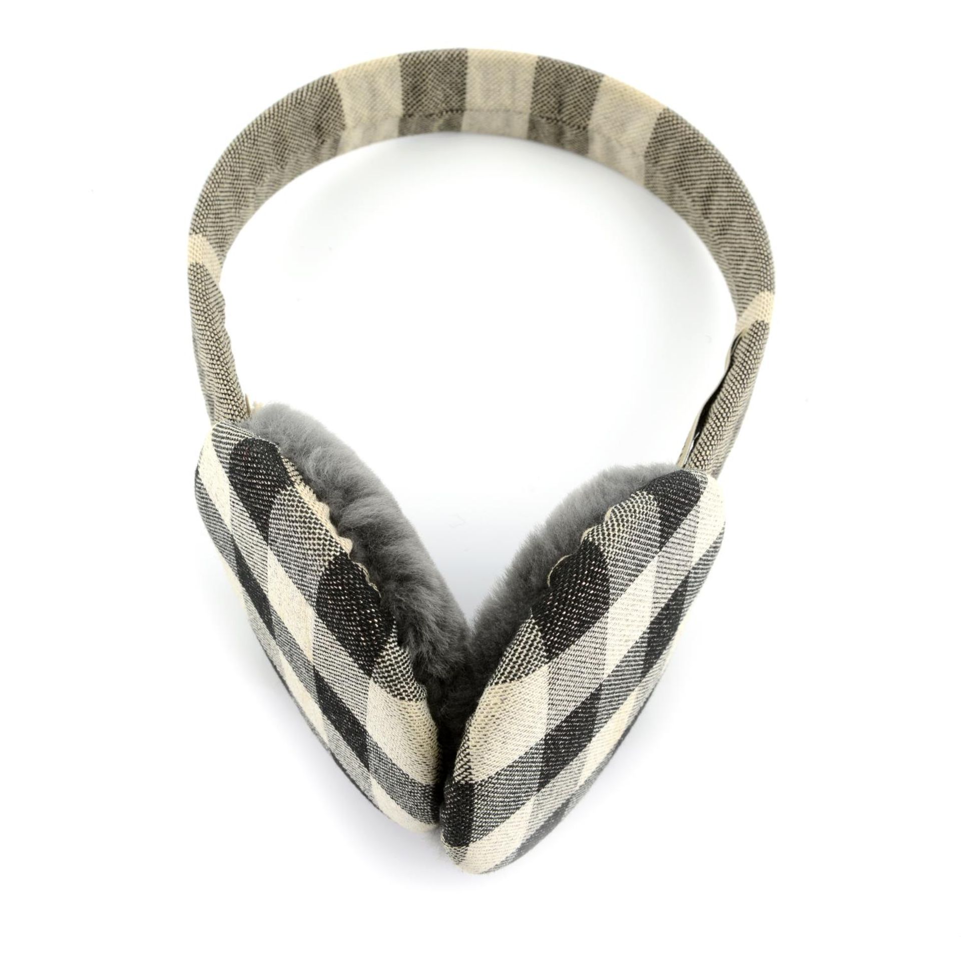 BURBERRY - a pair of ear muffs. - Image 2 of 4