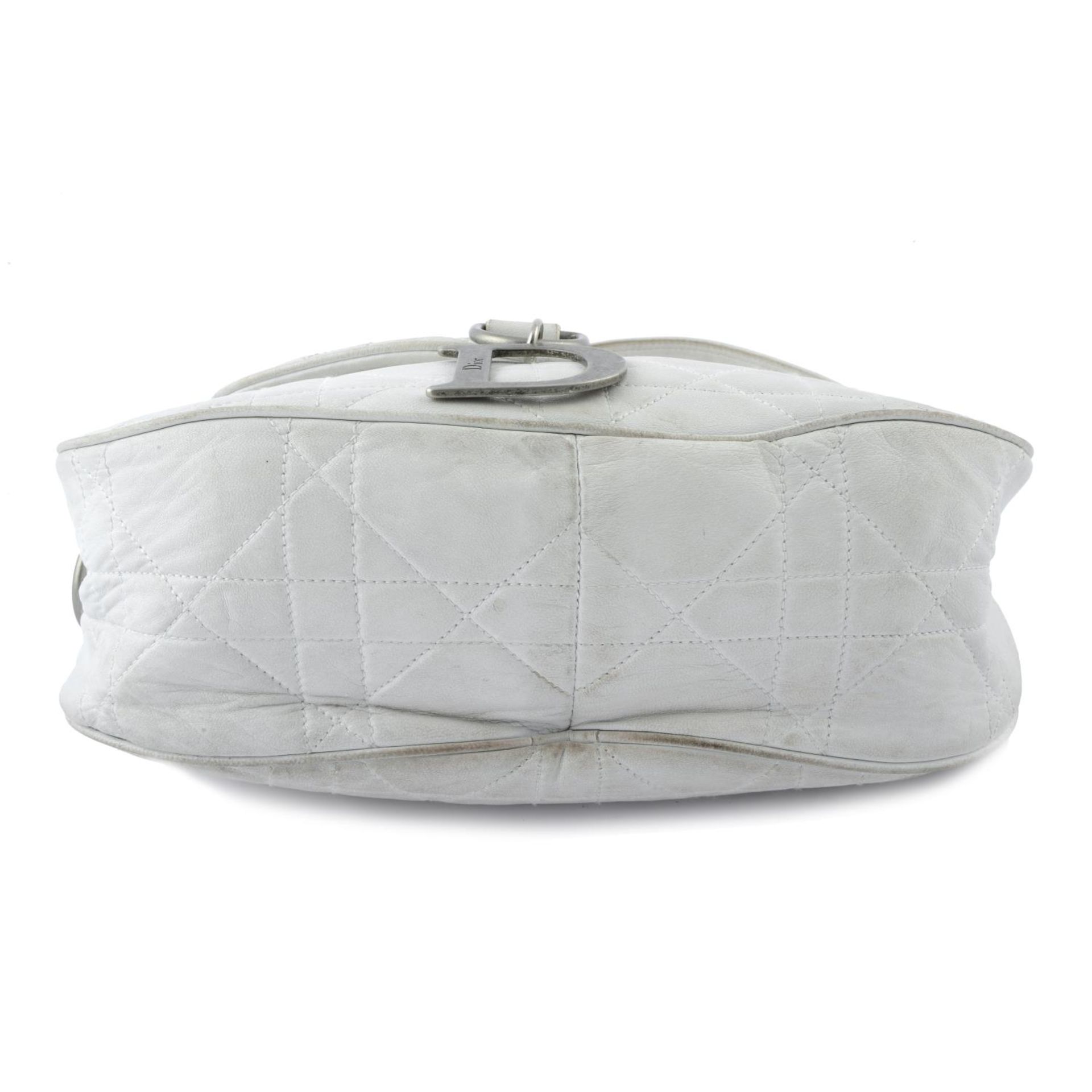 CHRISTIAN DIOR - a white leather cannage handbag. - Image 4 of 4