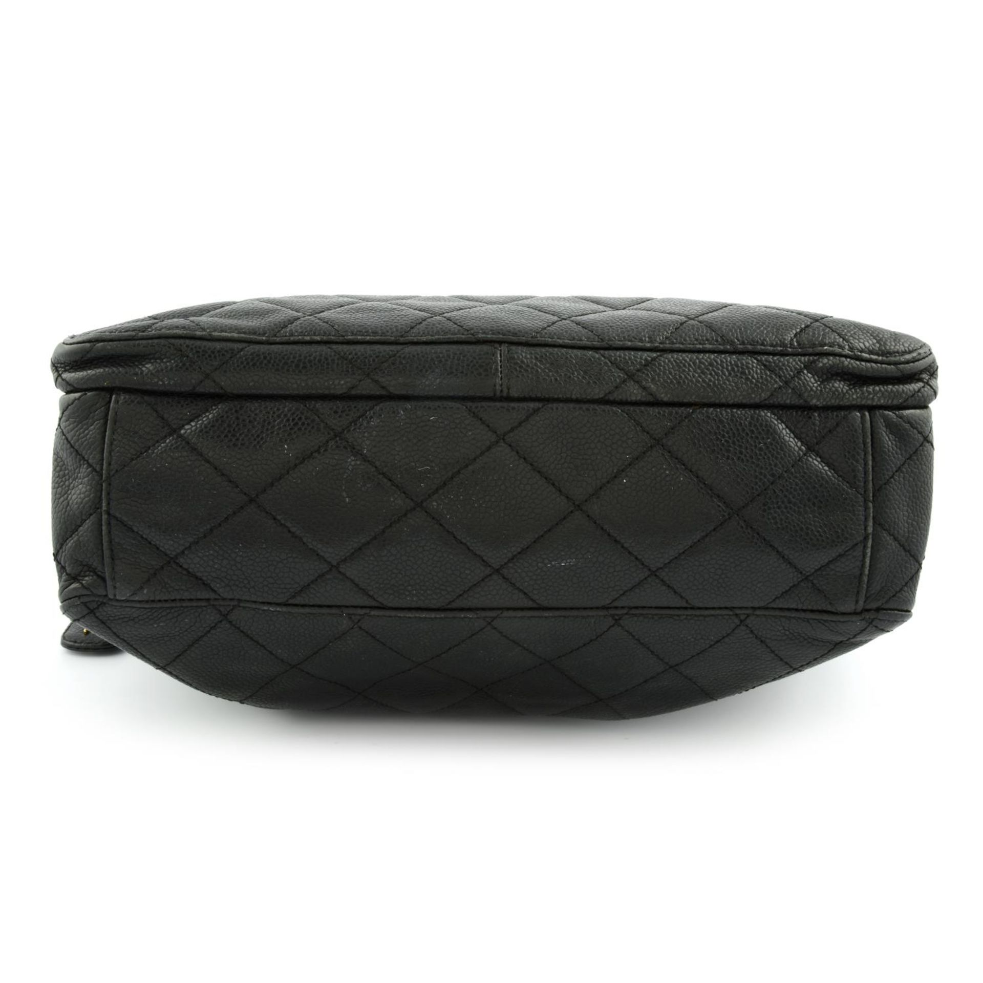 CHANEL - a vintage black caviar leather Petite Shopping Tote handbag. - Image 5 of 6