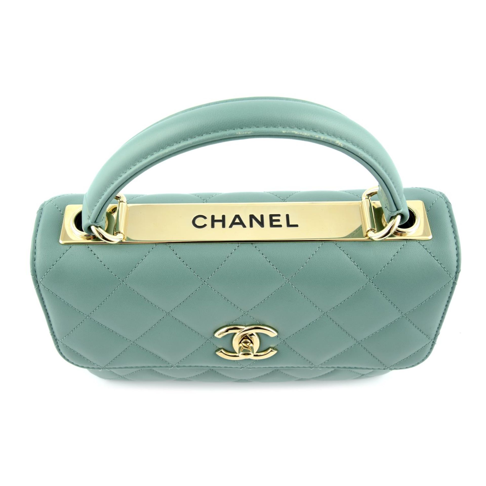 CHANEL - a small flap handbag. - Image 2 of 12