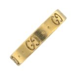 GUCCI - an 18ct gold 'Icon' ring.