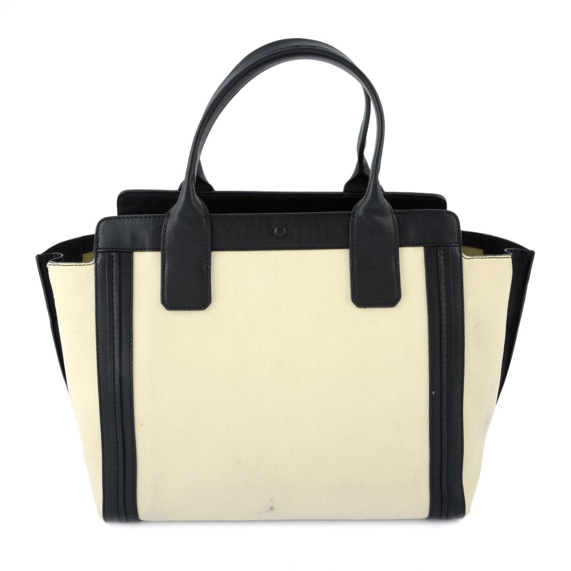 CHLOÉ - a leather Alison handbag. - Image 2 of 6