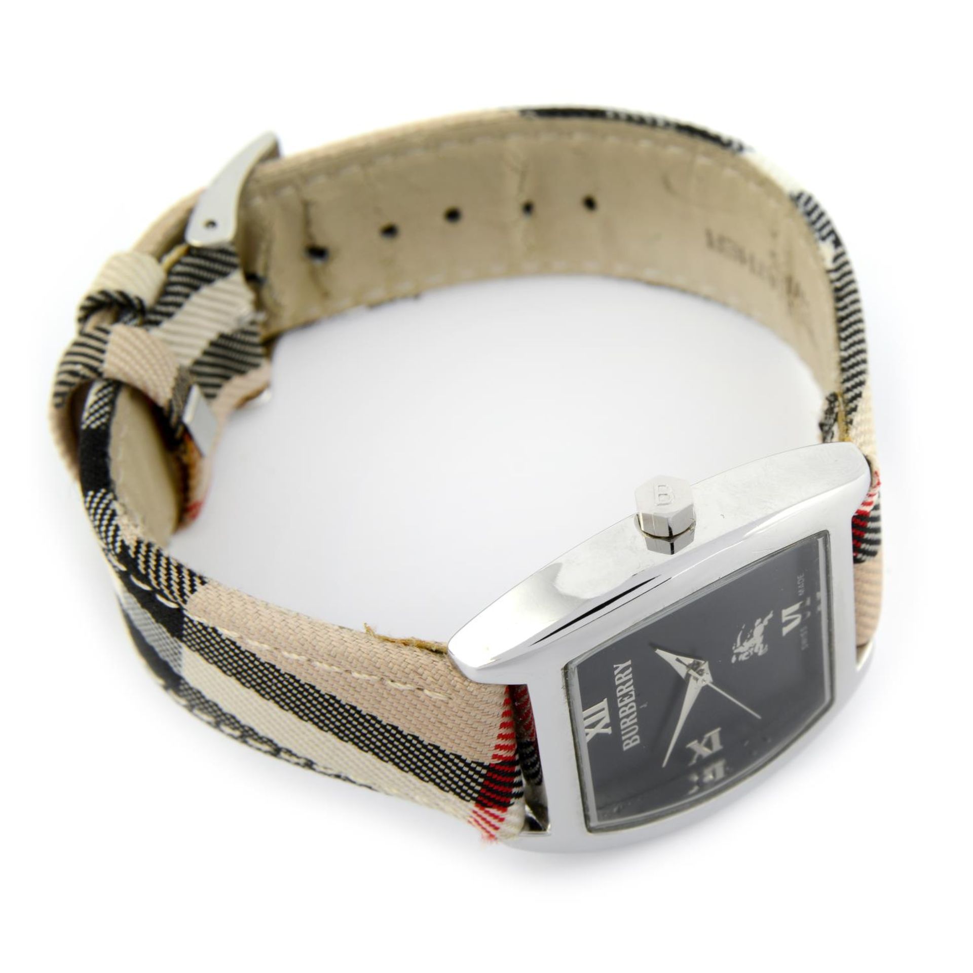 BURBERRY - a Nova Check wrist watch. - Image 3 of 4