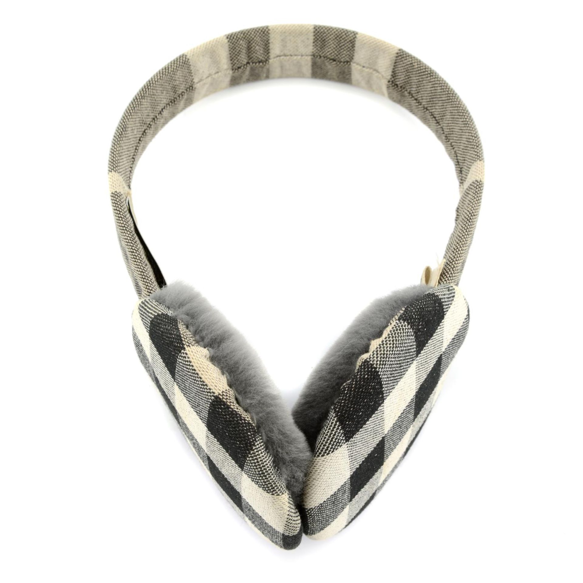 BURBERRY - a pair of ear muffs.