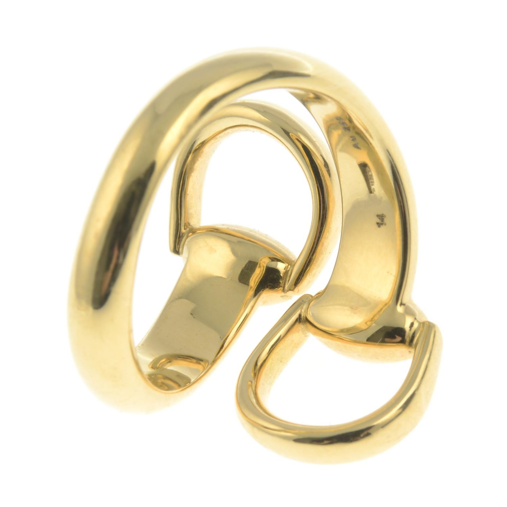 GUCCI - an 18ct gold 'Horsebit' crossover ring. - Image 2 of 5