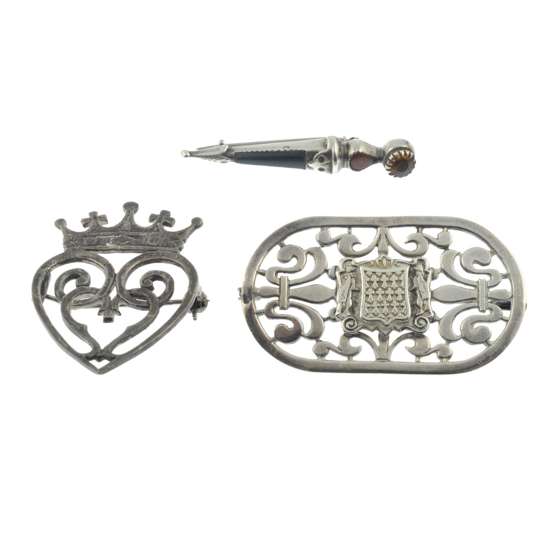 Four silver brooches together with a further brooch.Four with hallmarks for silver. - Image 2 of 2