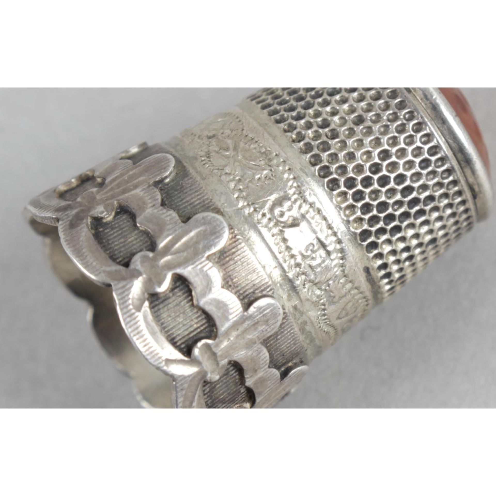 A Chester silver thimble, - Image 2 of 3