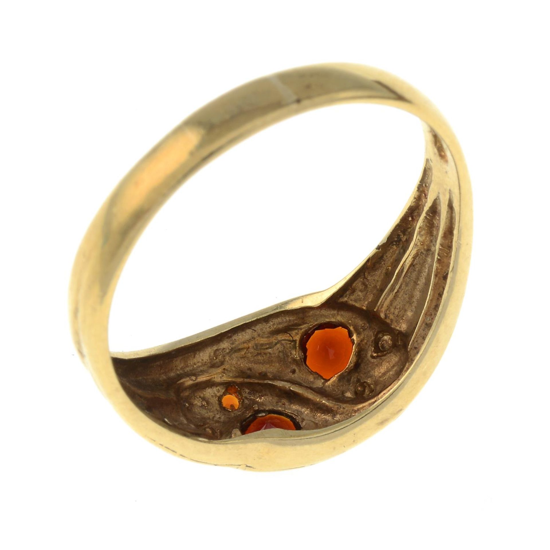 A 9ct gold garnet double snake ring.Hallmarks for 9ct gold. - Image 3 of 3