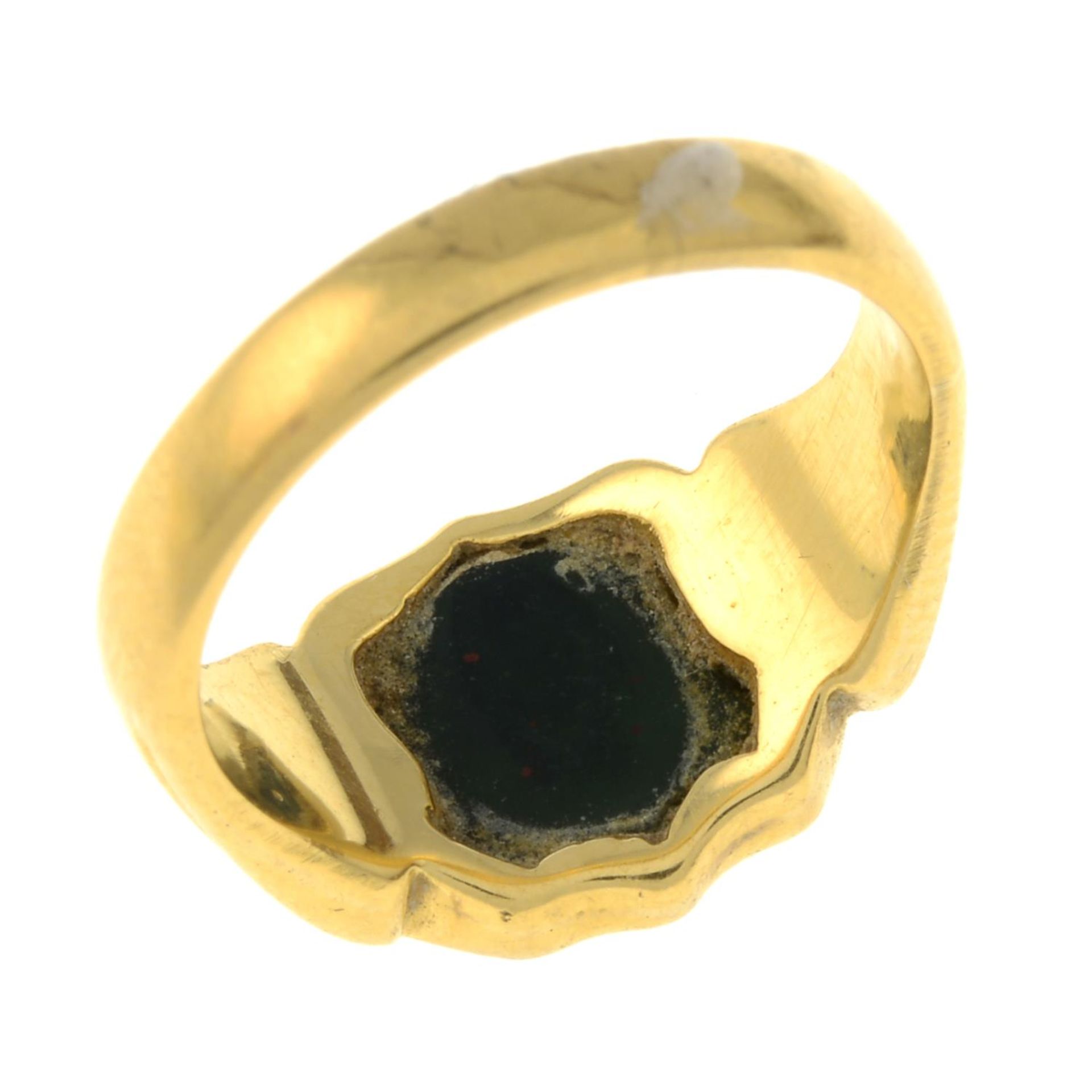 An early 20th century 22ct gold bloodstone signet ring.Hallmarks for Birmingham, 1927. - Image 3 of 3