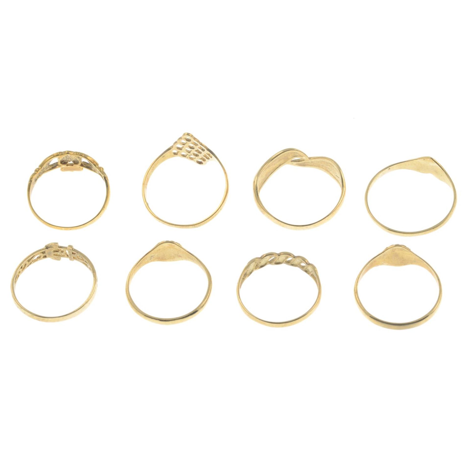 Seven 9ct gold rings, - Bild 2 aus 2