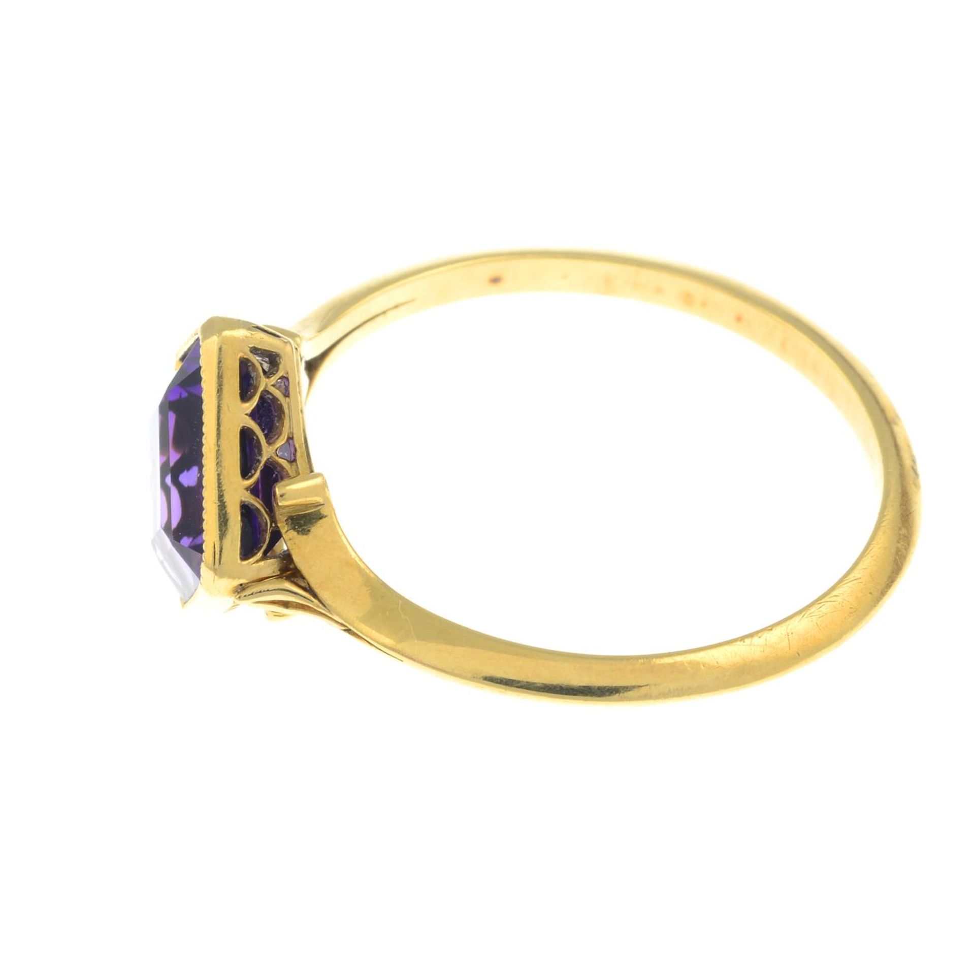 An early 20th century amethyst single-stone ring.Amethyst calculated weight 1.75cts, - Image 3 of 3