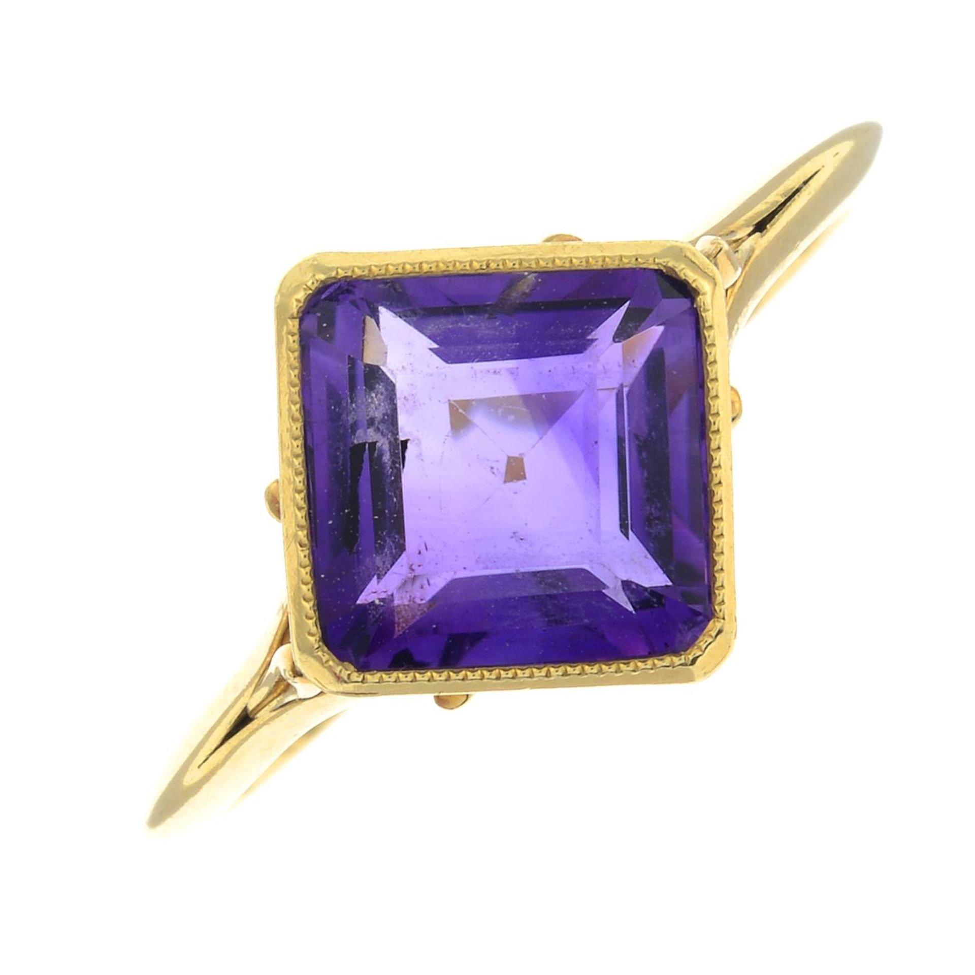 An early 20th century amethyst single-stone ring.Amethyst calculated weight 1.75cts,