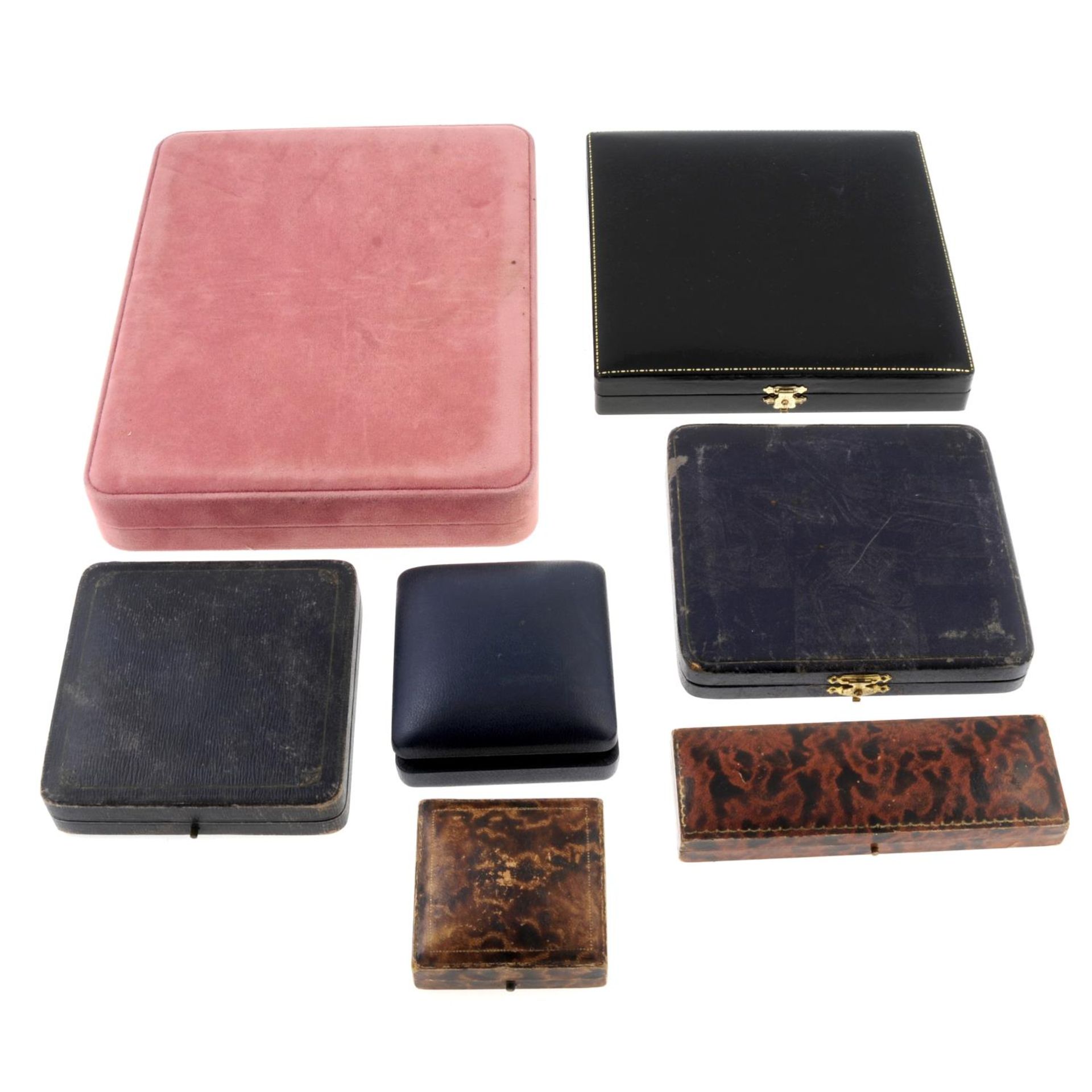 A large selection of antique and later jewellery boxes. - Image 2 of 4