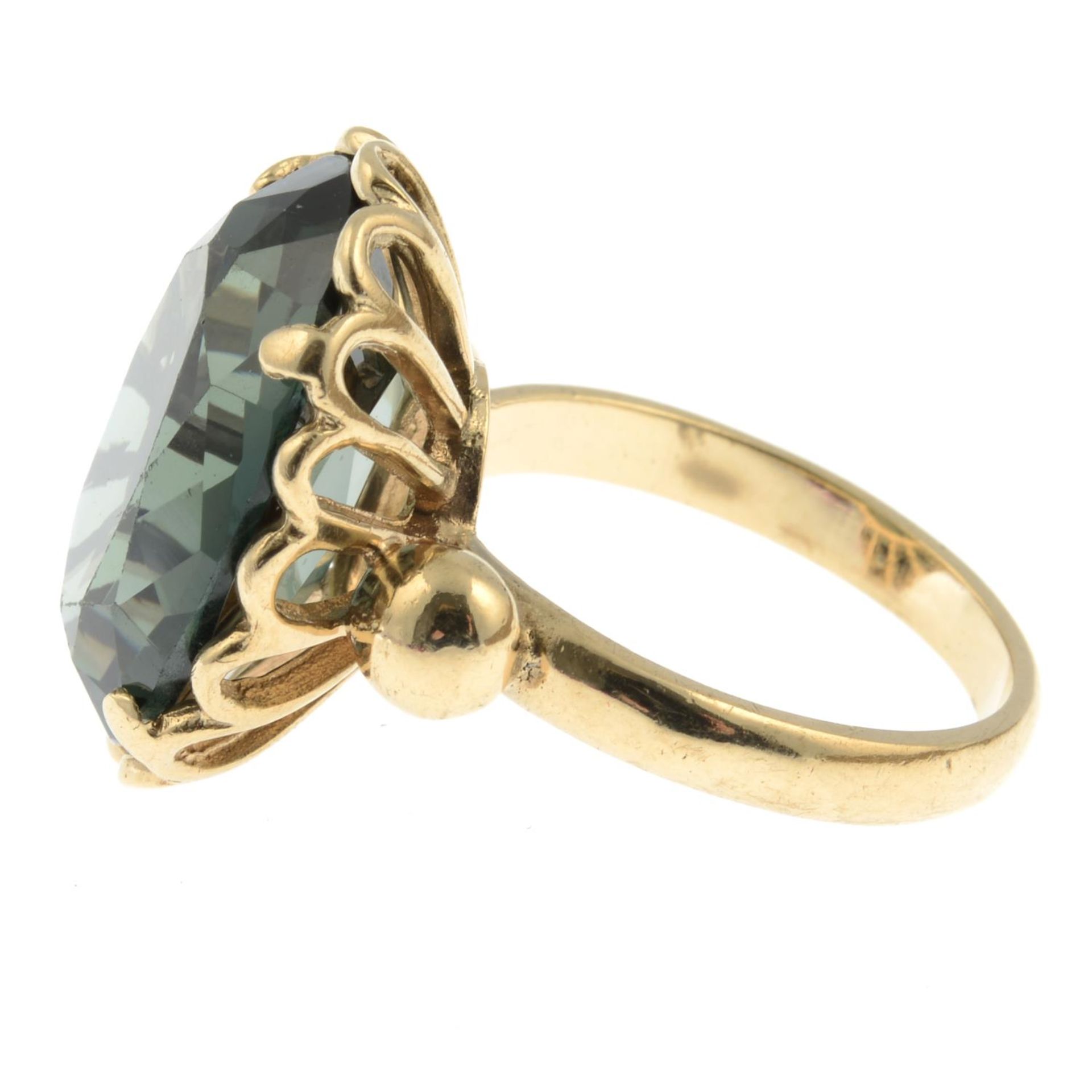 A 9ct gold green paste single-stone ring.Hallmarks for Birmingham, 1970.Ring size M. - Image 3 of 3