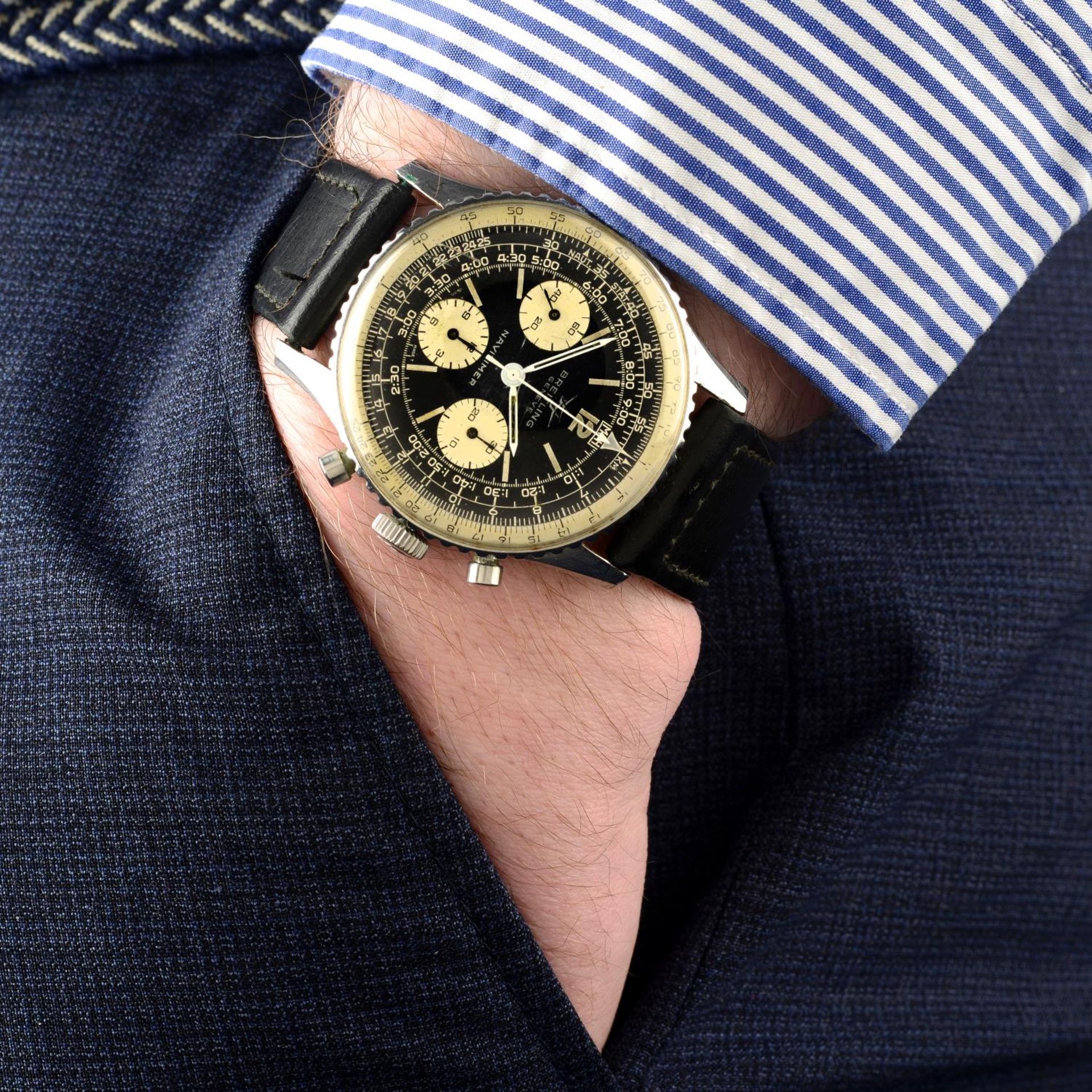 BREITLING - a gentleman's Navitimer chronograph wrist watch. - Image 3 of 6