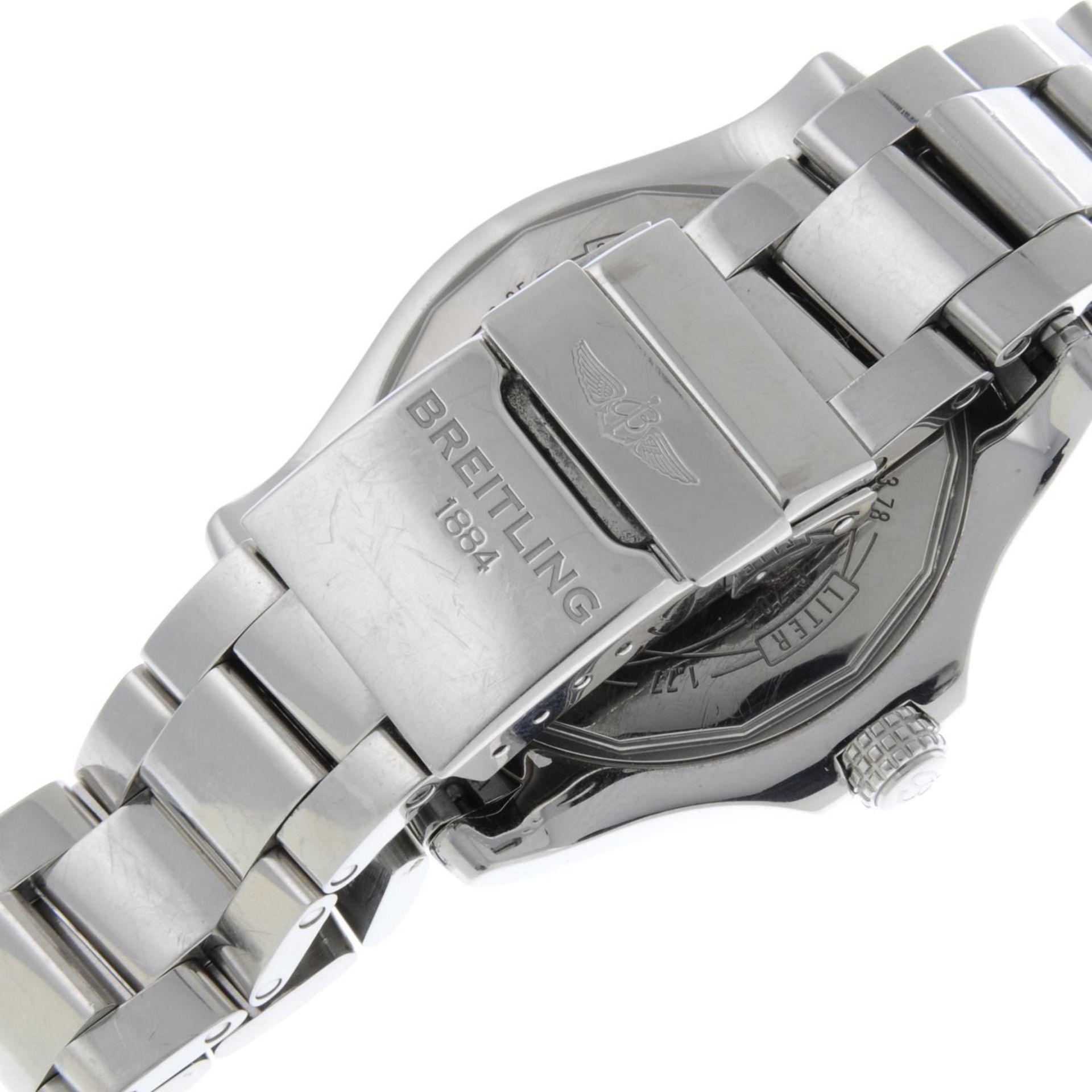 BREITLING - a gentleman's Avenger II GMT bracelet watch. - Image 2 of 6