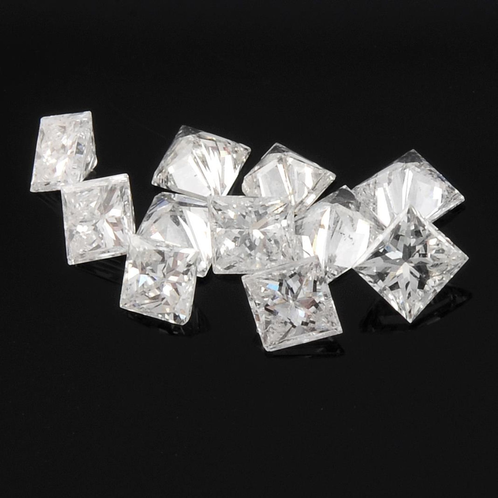 Selection of square shape diamonds, weighing 2.83ct.