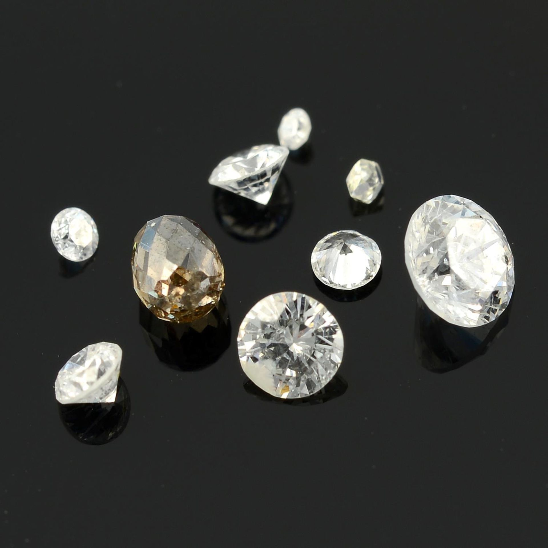 A small selection of diamonds, estimated total weight 1.67cts.
