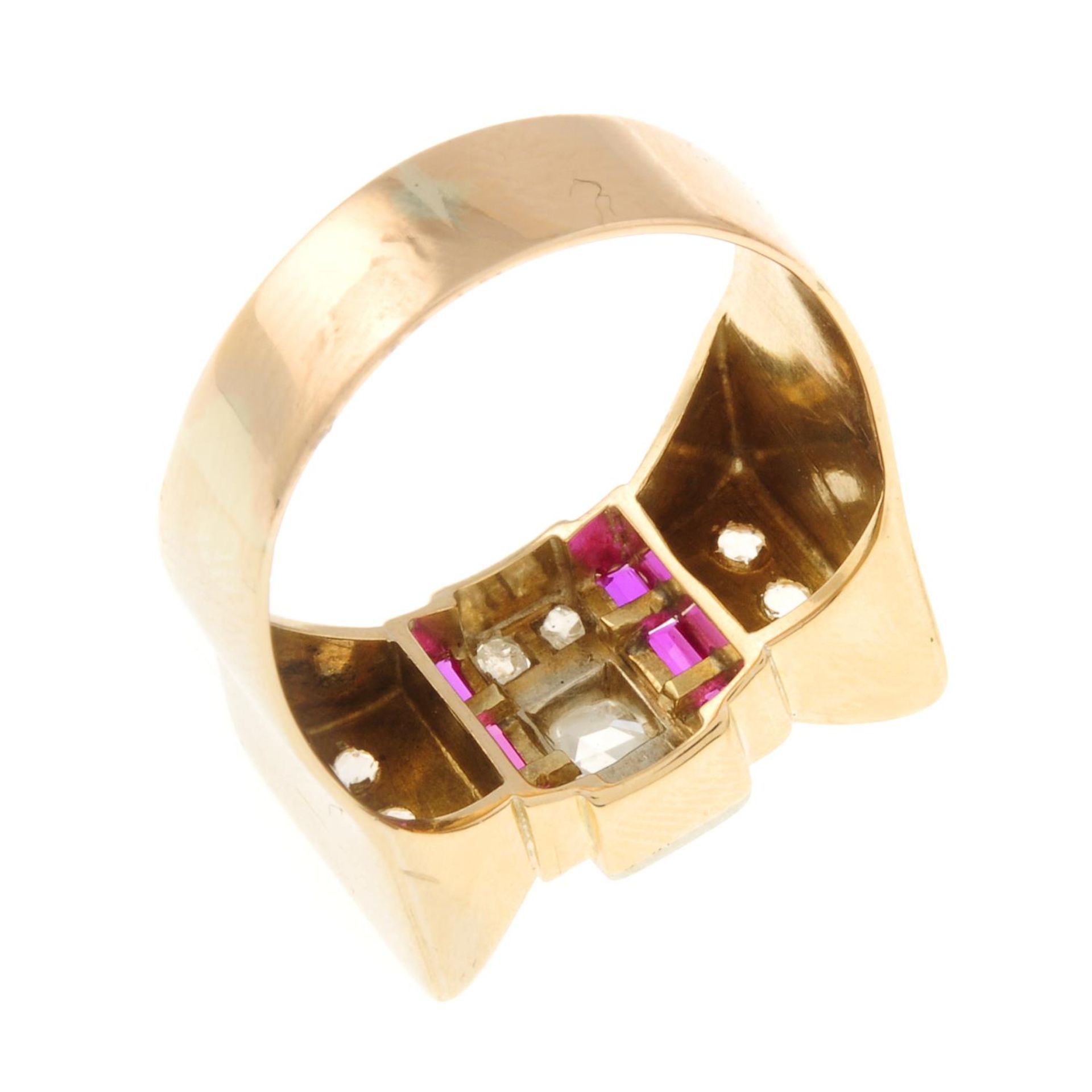 A 14ct gold ruby and rose-cut diamond dress ring. - Bild 4 aus 4