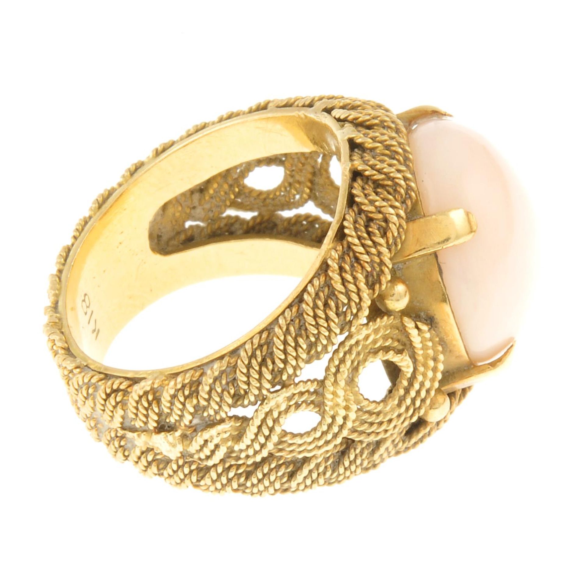 A coral dress ring.Stamped 18K.Ring size N1/2. - Image 3 of 4