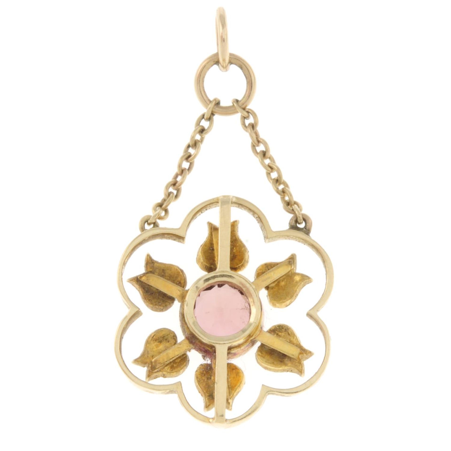 An early 20th century pink tourmaline and split pearl floral drop pendant. - Image 2 of 2