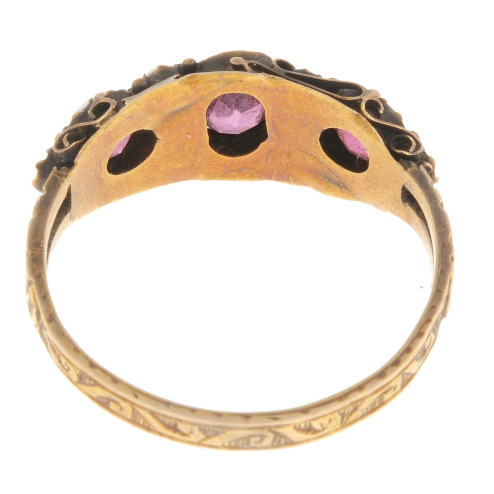 A mid Victorian 15ct gold garnet and split pearl ring. - Image 3 of 3