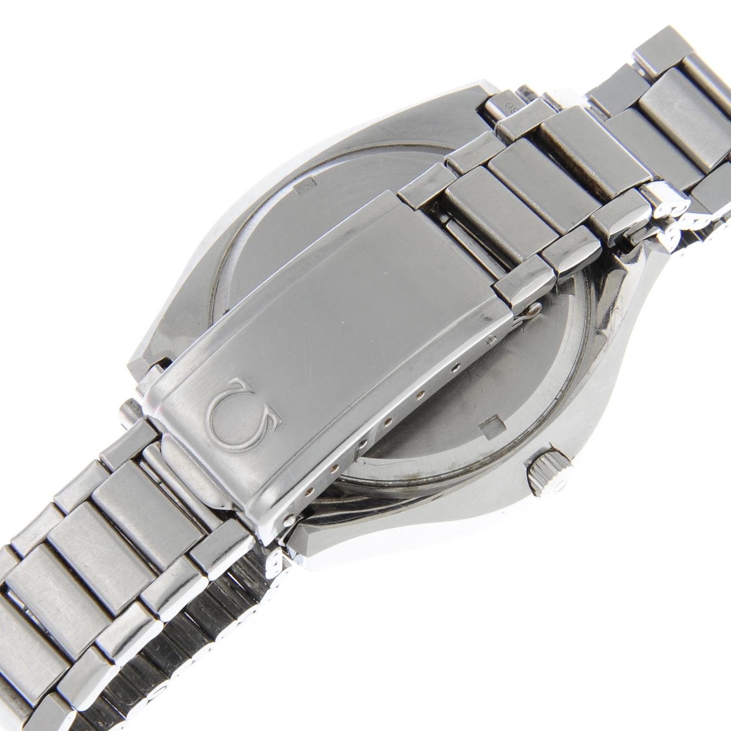 OMEGA - a gentleman's Geneve F300Hz bracelet watch. - Image 2 of 5