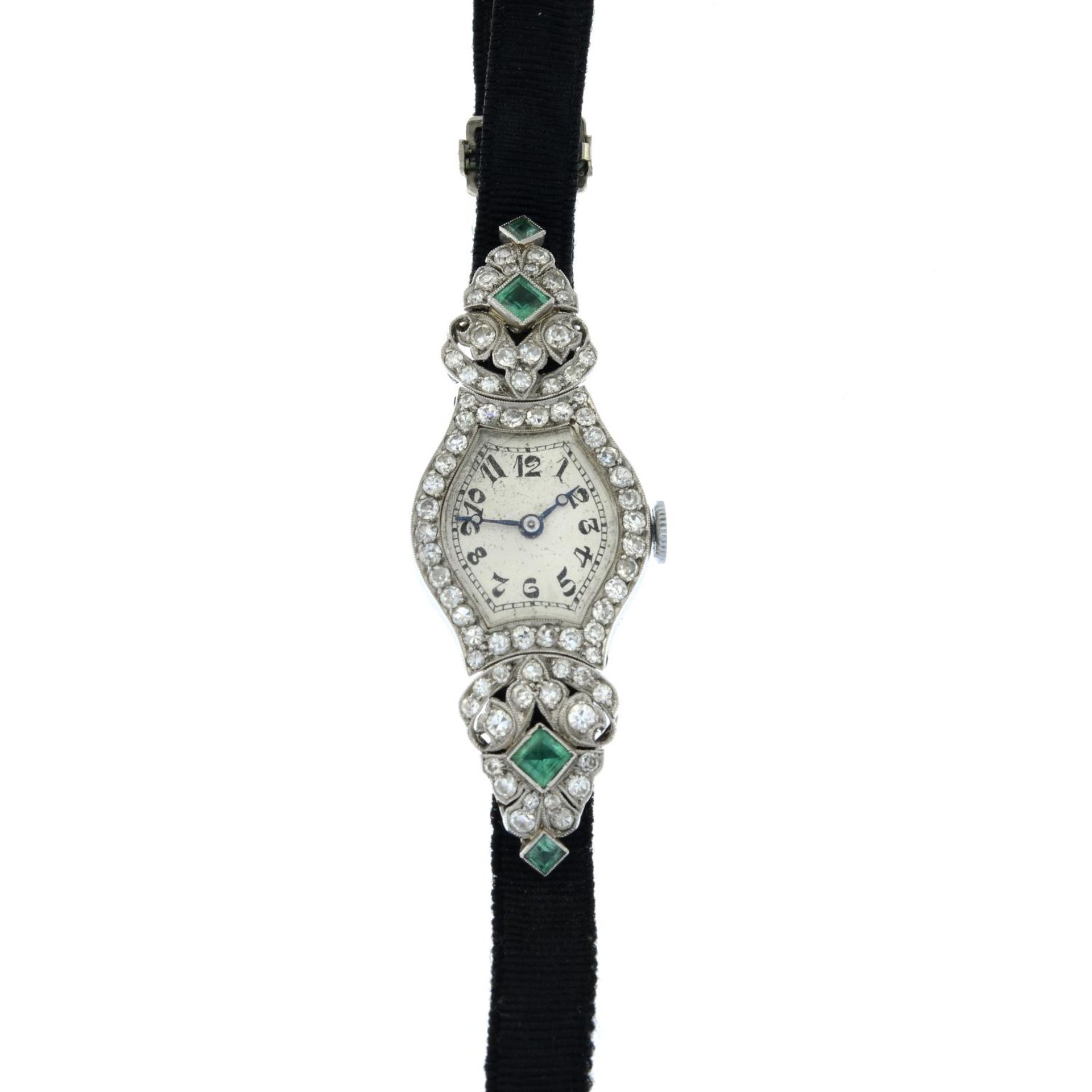 An Art Deco platinum emerald and diamond cocktail watch, with fabric strap. - Bild 2 aus 3