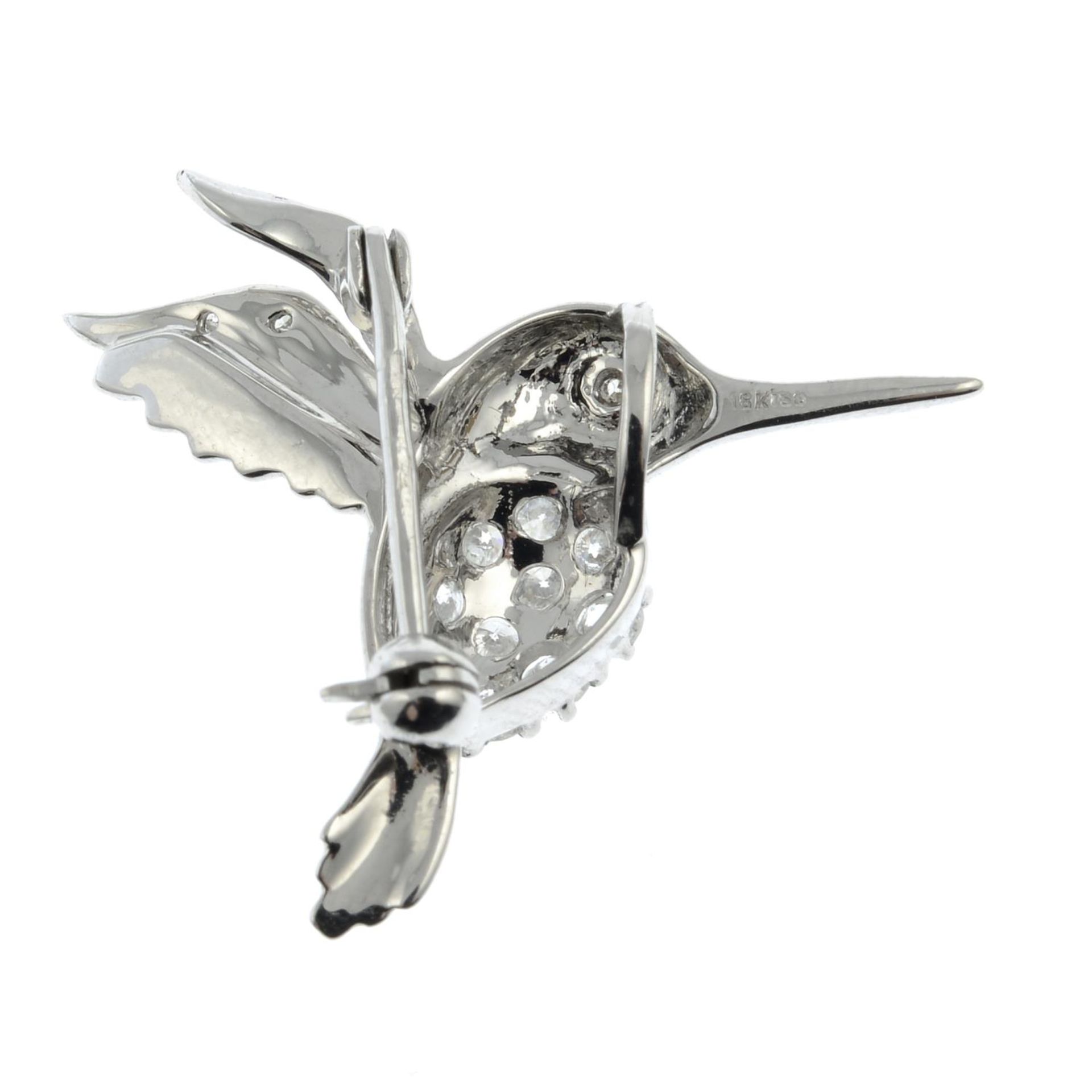 An 18ct gold diamond hummingbird brooch. - Image 4 of 4
