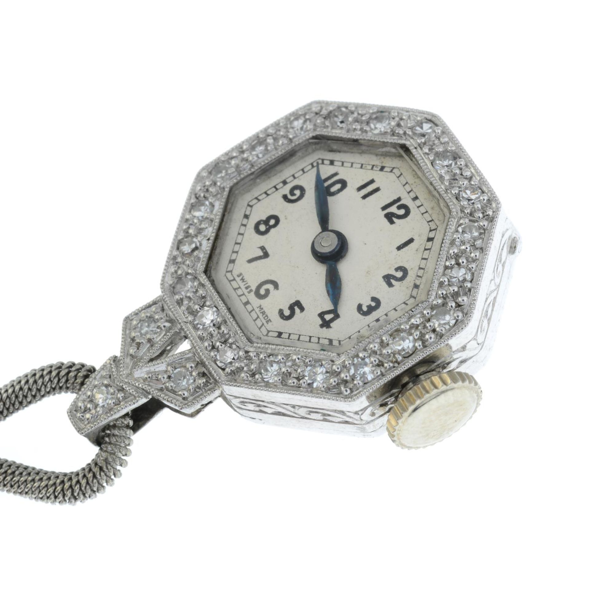 An Art Deco platinum diamond fob watch. - Bild 5 aus 5