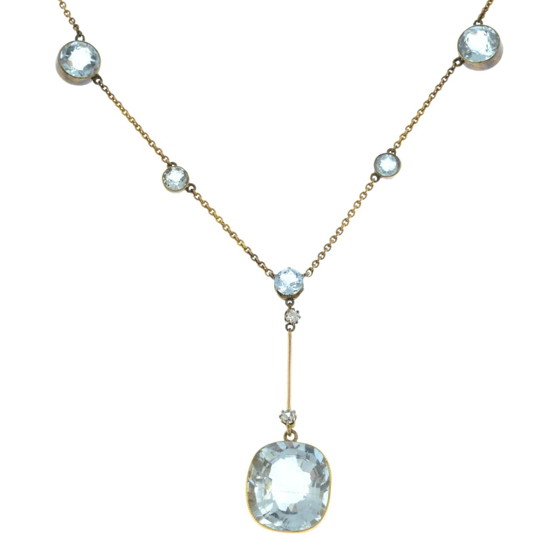 An early 20th century 15ct gold aquamarine and diamond necklace. - Bild 2 aus 5