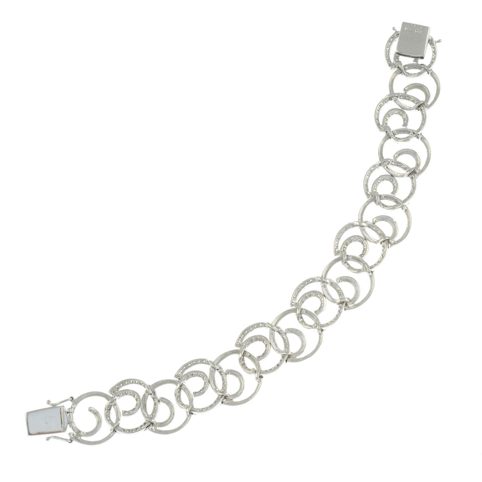 A diamond spiral-link bracelet. - Bild 4 aus 4