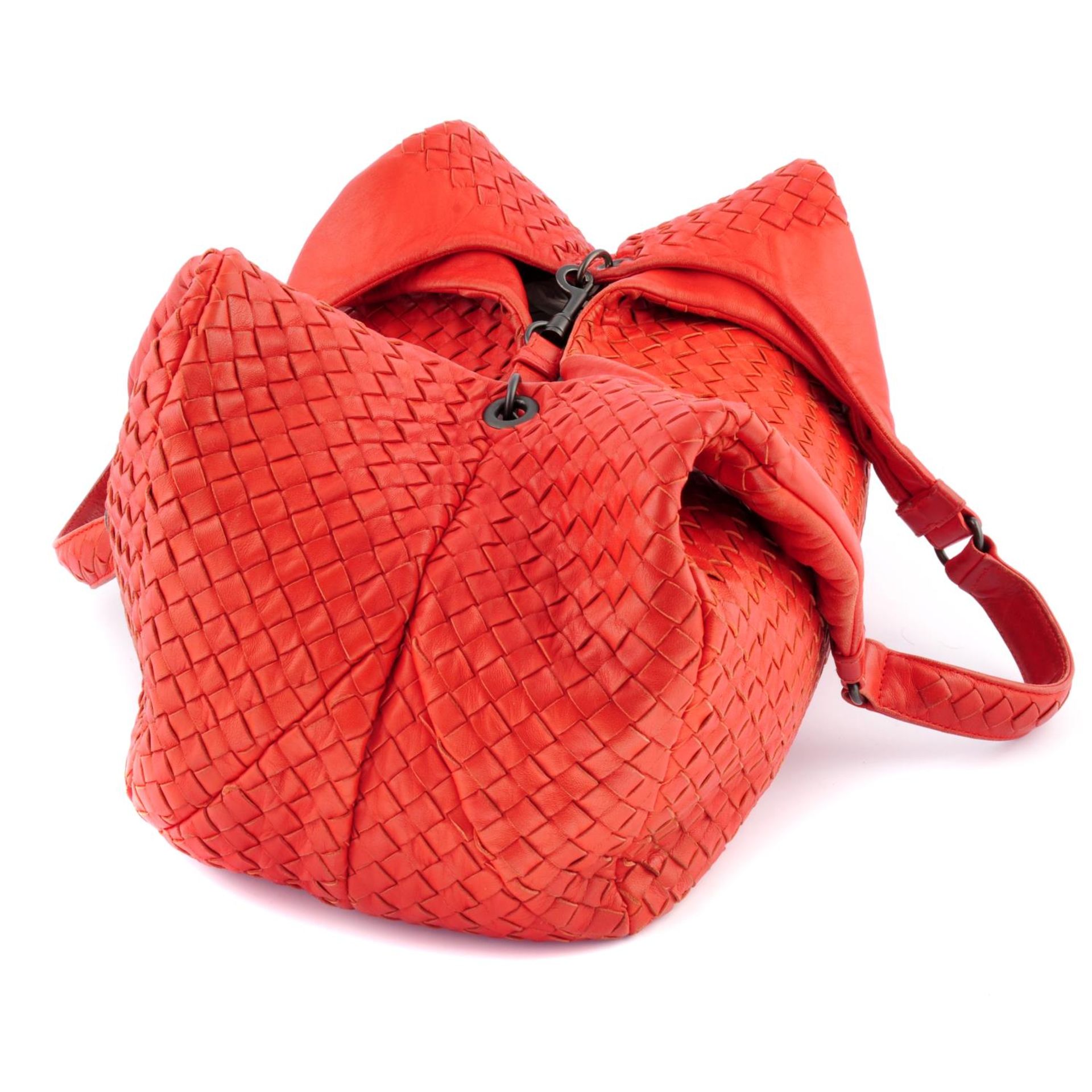 BOTTEGA VENETA - a red Nappa Intrecciato Campana hobo handbag. - Image 3 of 5