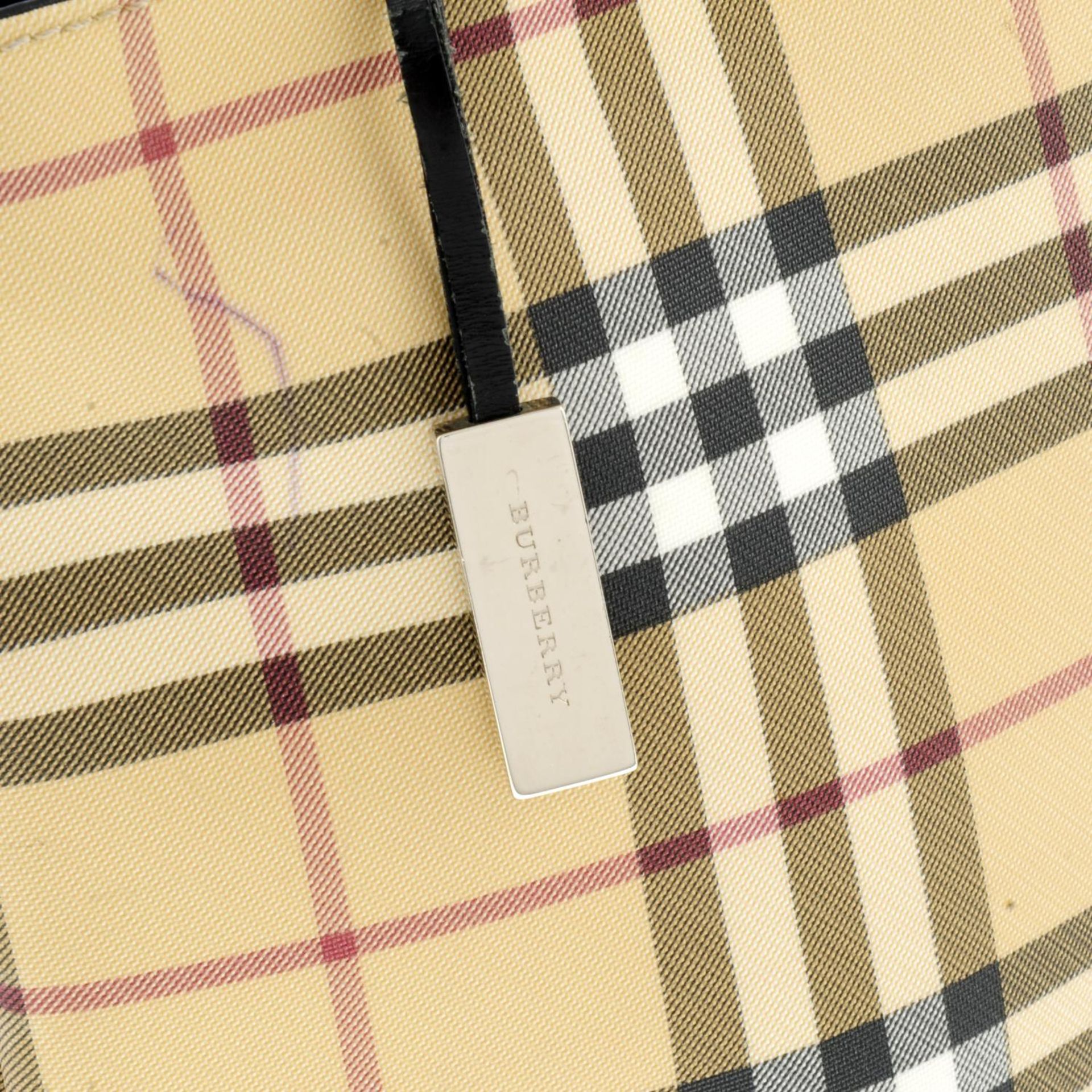 BURBERRY - a Nova Check coated canvas tote handbag. - Image 4 of 5