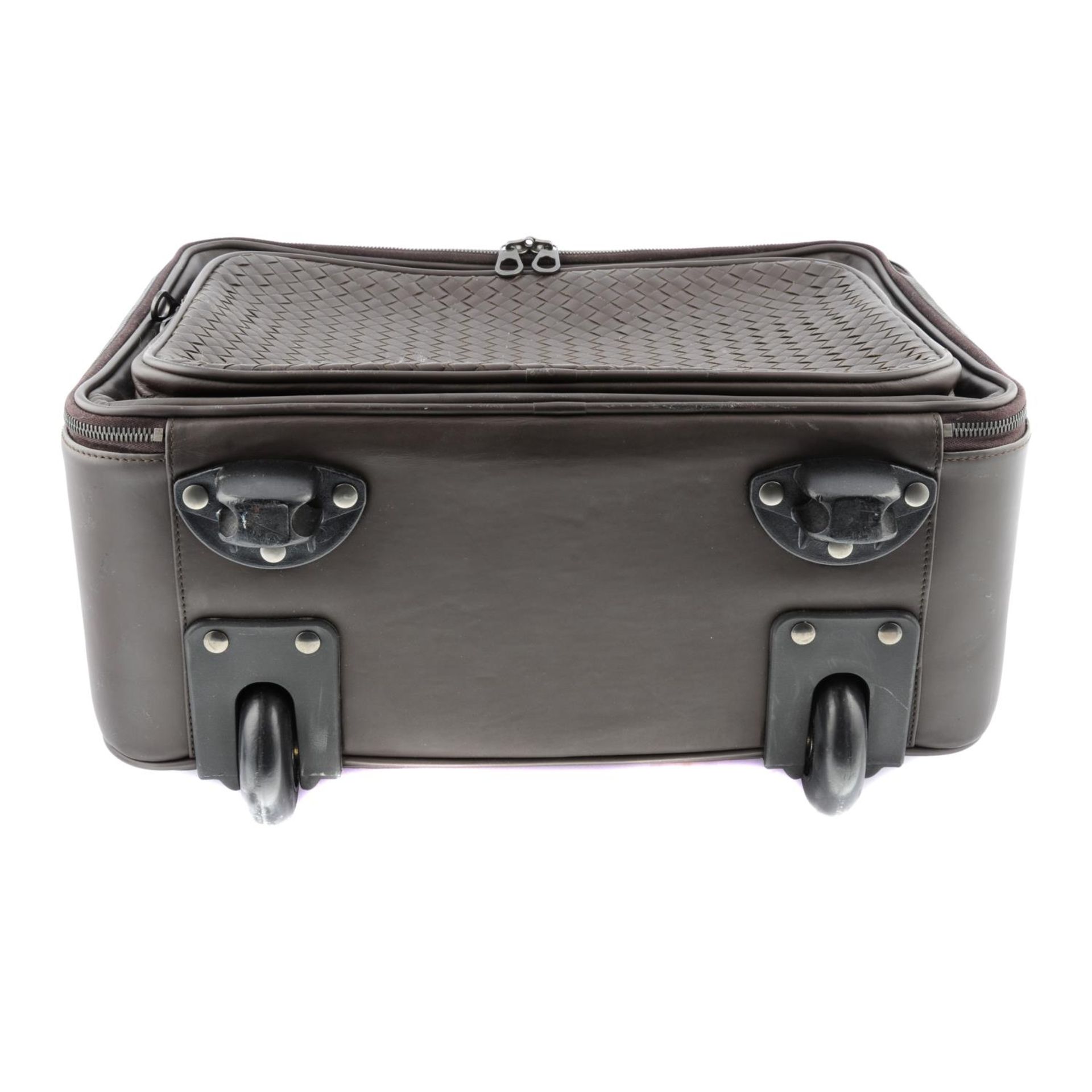 BOTTEGA VENETA - an Intrecciato trolley suitcase. - Image 4 of 5