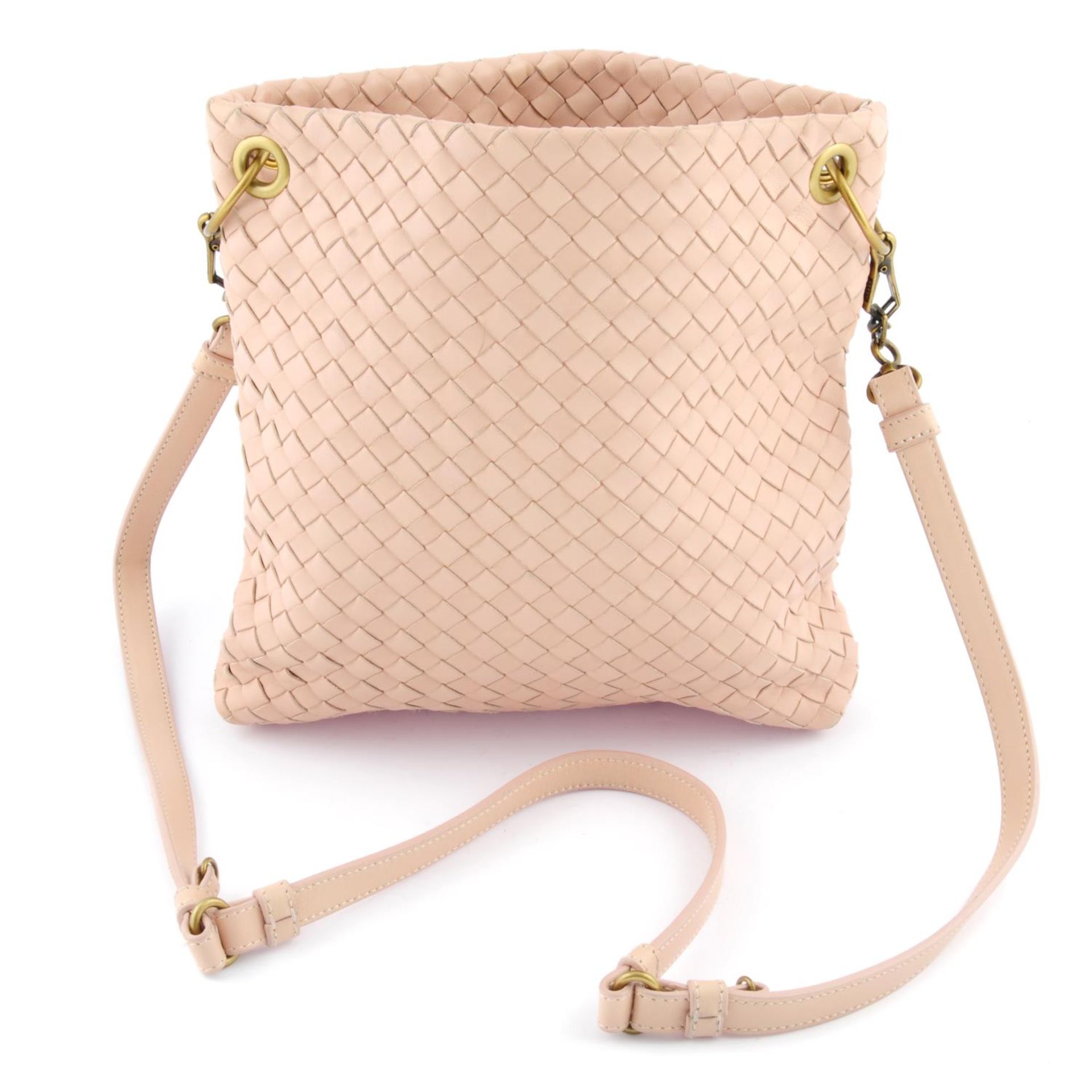 BOTTEGA VENETA - a blush pink Intrecciato crossbody handbag. - Image 2 of 4