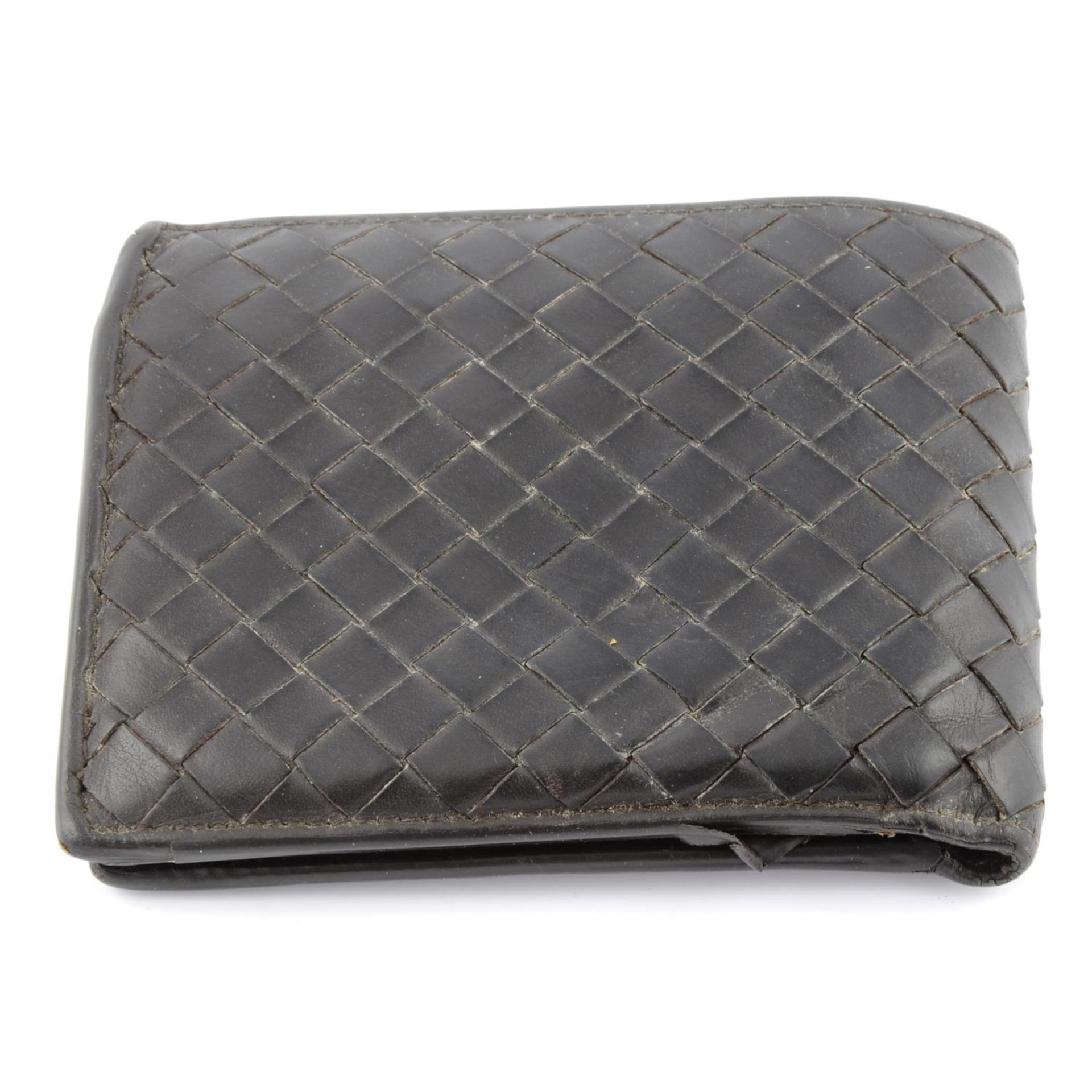 BOTTEGA VENETA - an Intrecciato leather Bifold wallet. - Image 2 of 4